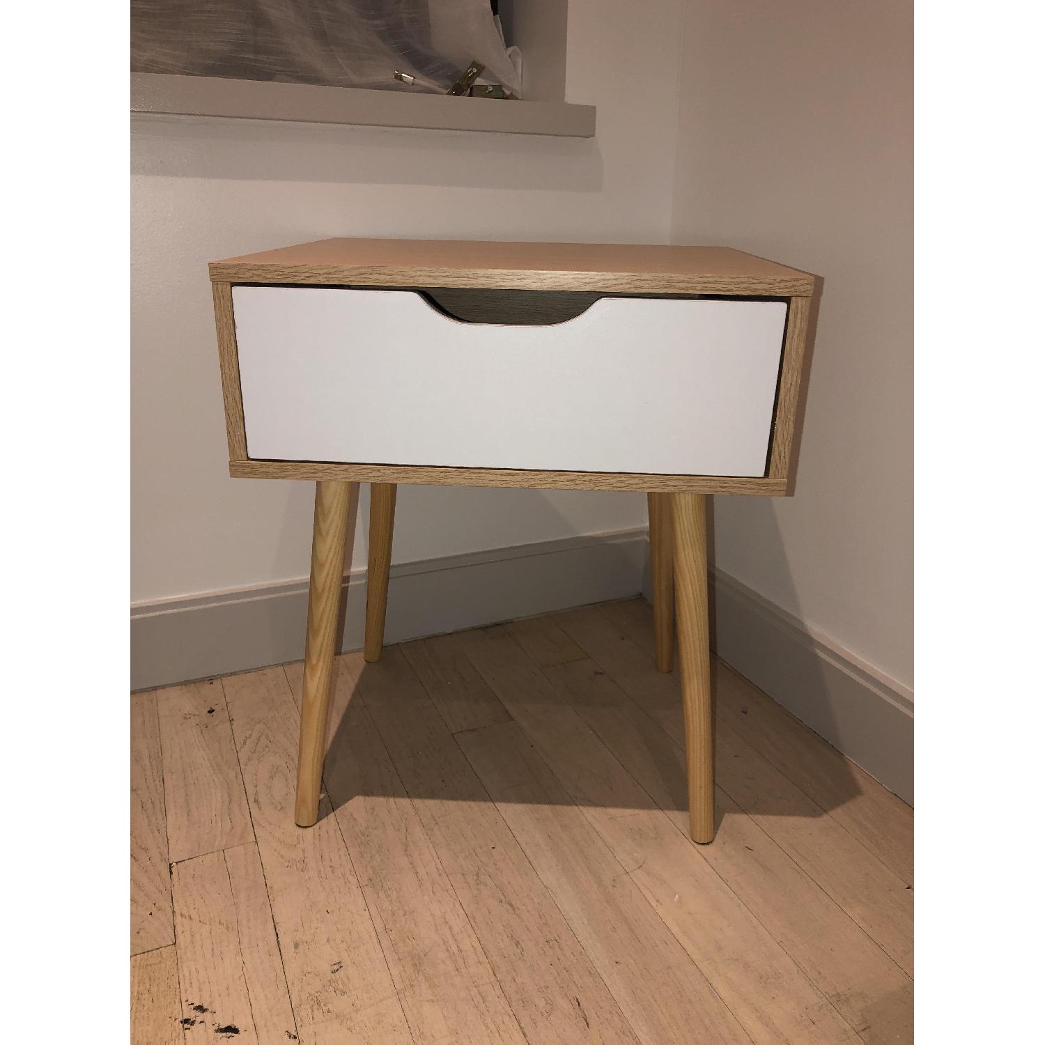 Yaheetech Nighstand w/ Storage Drawer - image-1