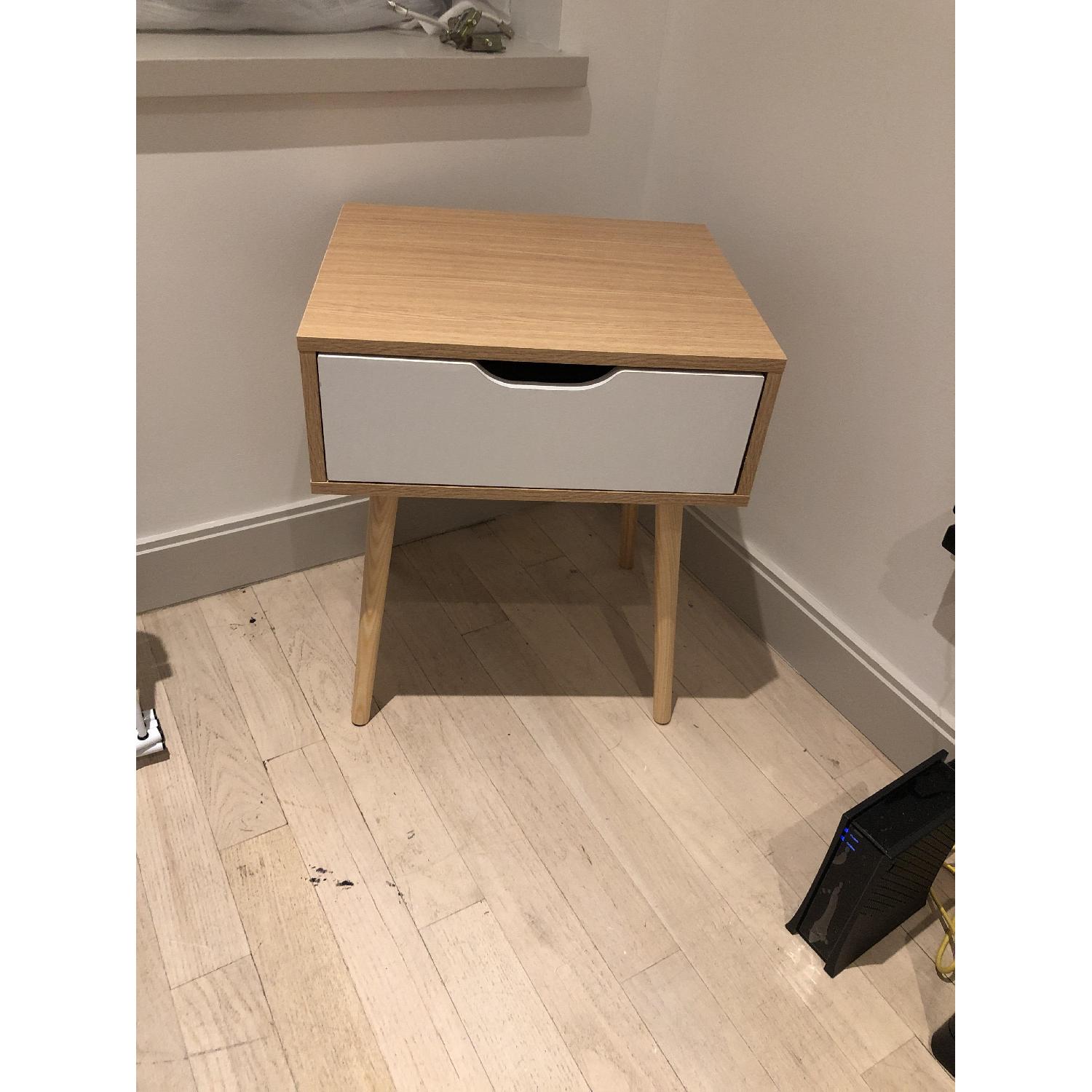 Yaheetech Nighstand w/ Storage Drawer - image-2