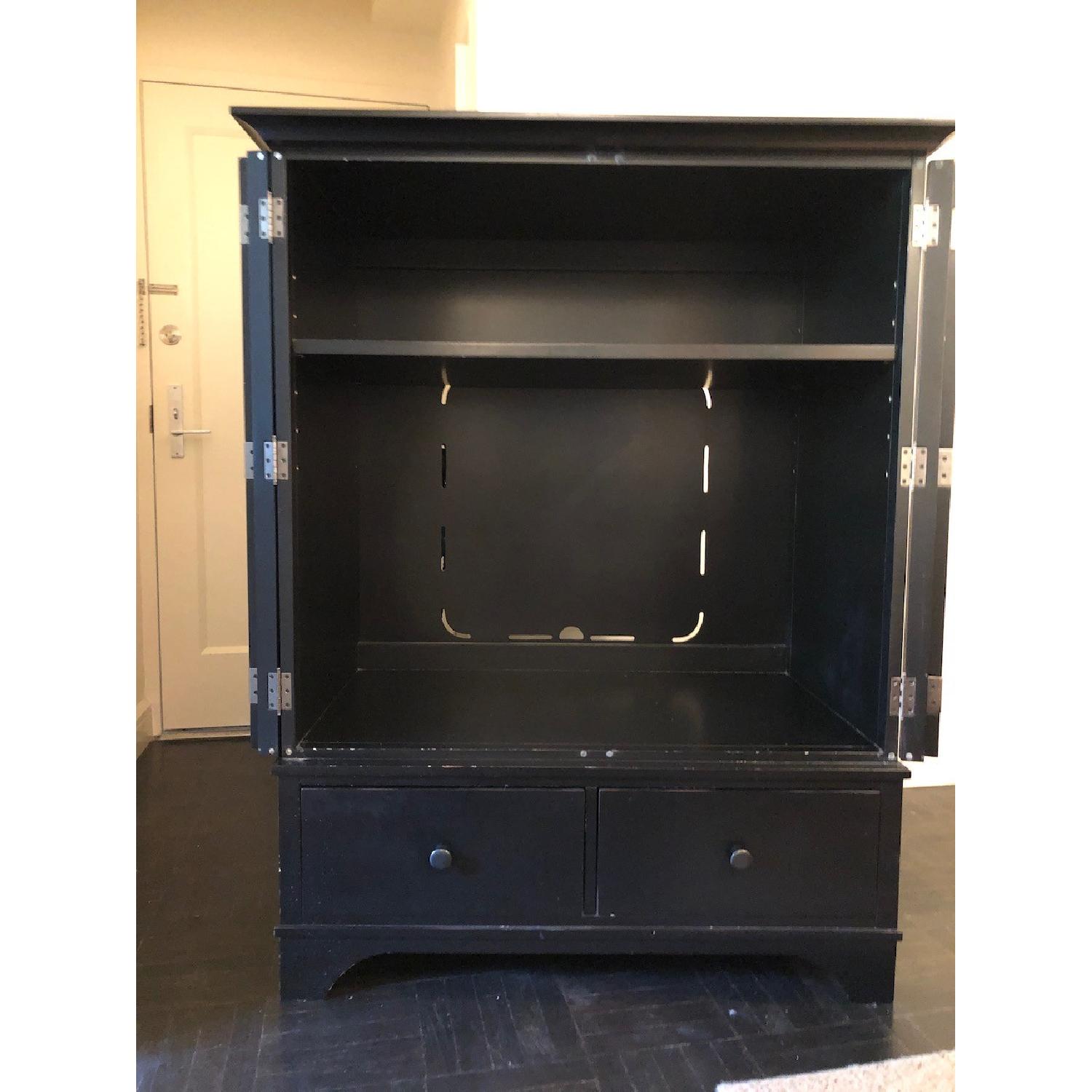 Pottery Barn Black Media AptDeco