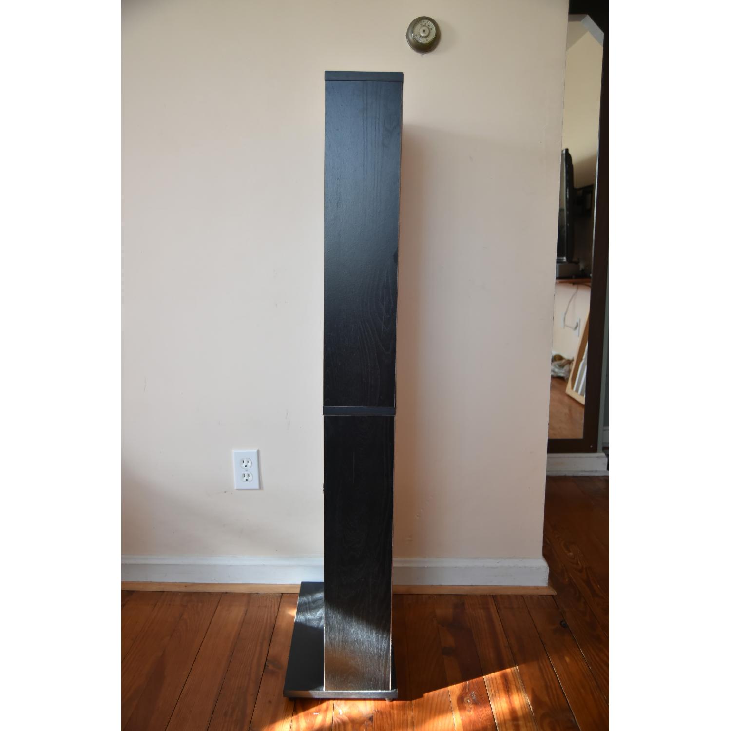 CD/DVD/Blu-ray Tower - image-2