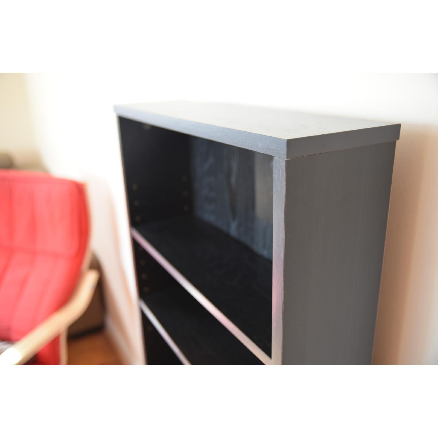 CD/DVD/Blu-ray Tower - image-5