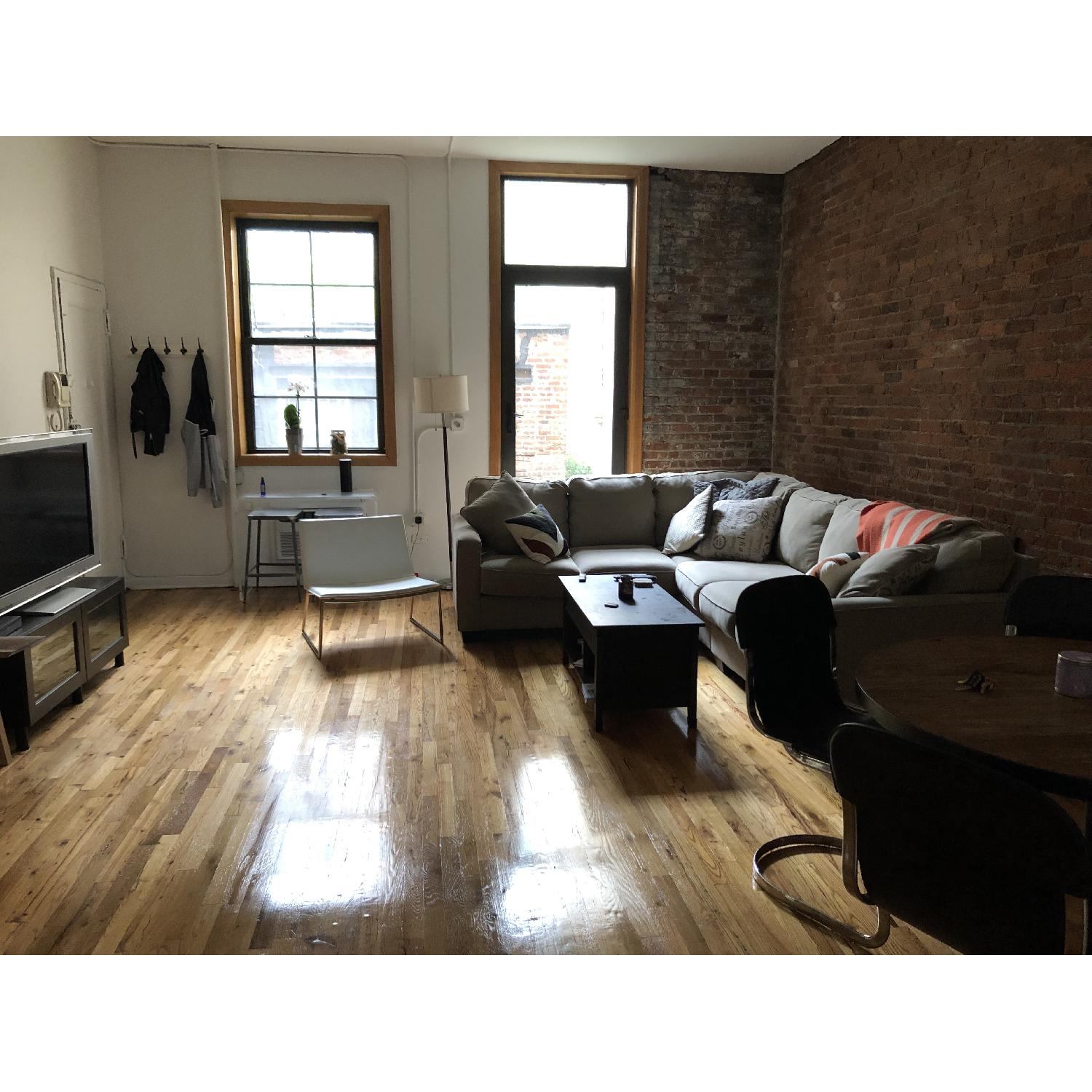 Ashley Alenya 3 Piece Sectional Sofa - image-3