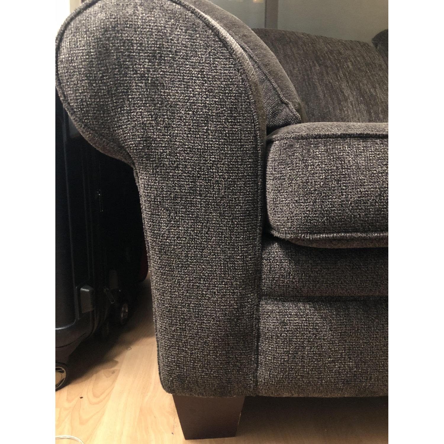 Kittle's 3 Cushion Sofa AptDeco