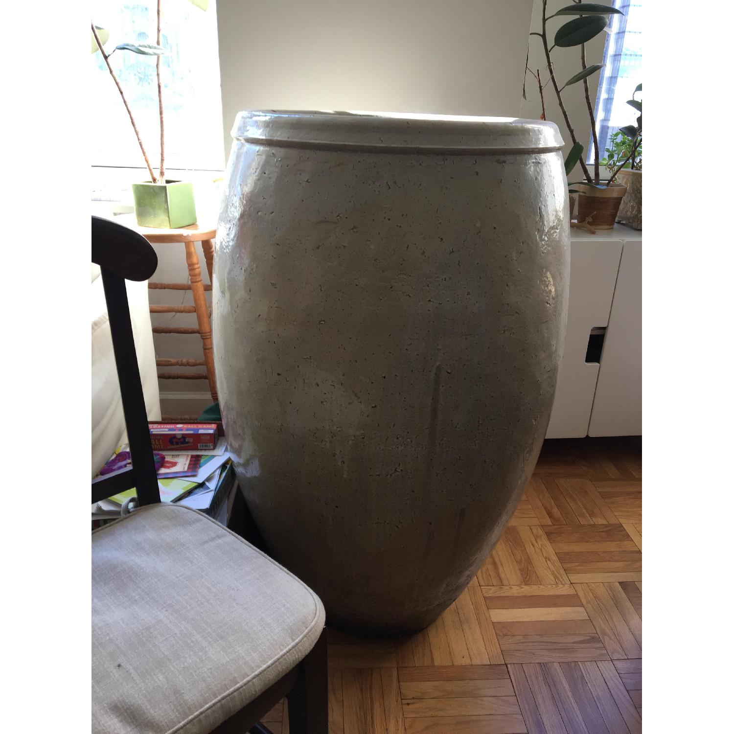 Oversized Floor Vase Aptdeco