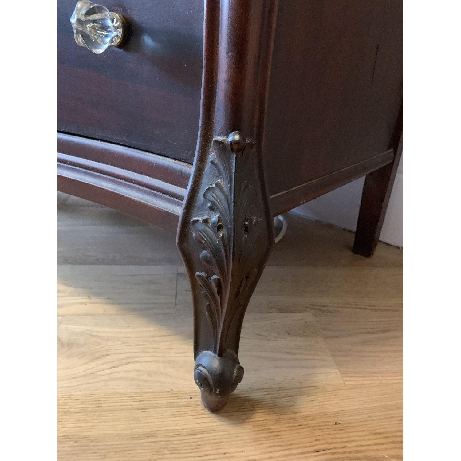 Antique Mahogany 7-Drawer Dresser w/ Glass Drawer Pulls - image-5