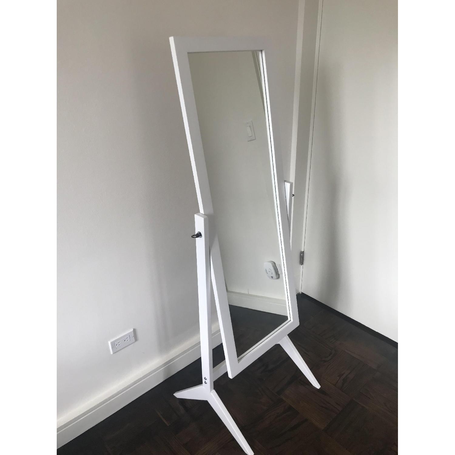 eHomeProducts Free Standing White Floor Mirror AptDeco
