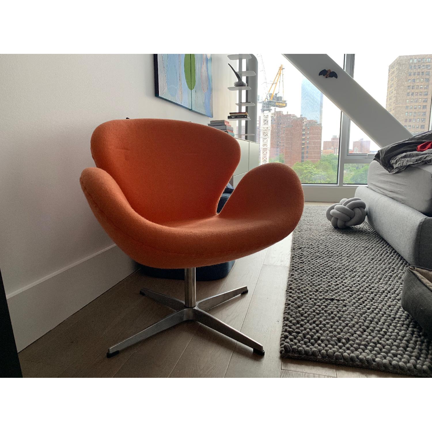 Modway Arne Jacobsen Replica Swan Chair - image-2