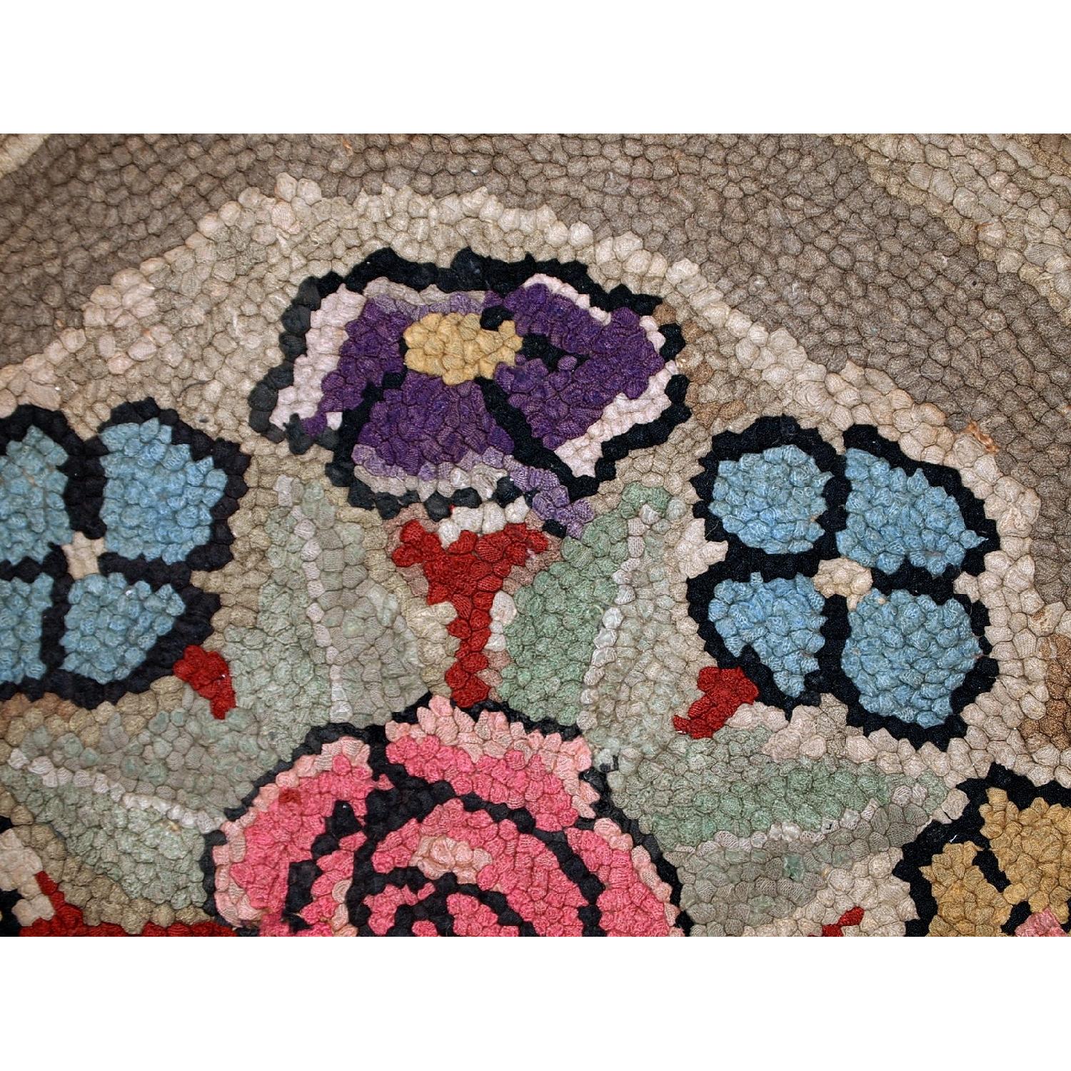 Antique Hand Made Round American Hooked Rug - image-7