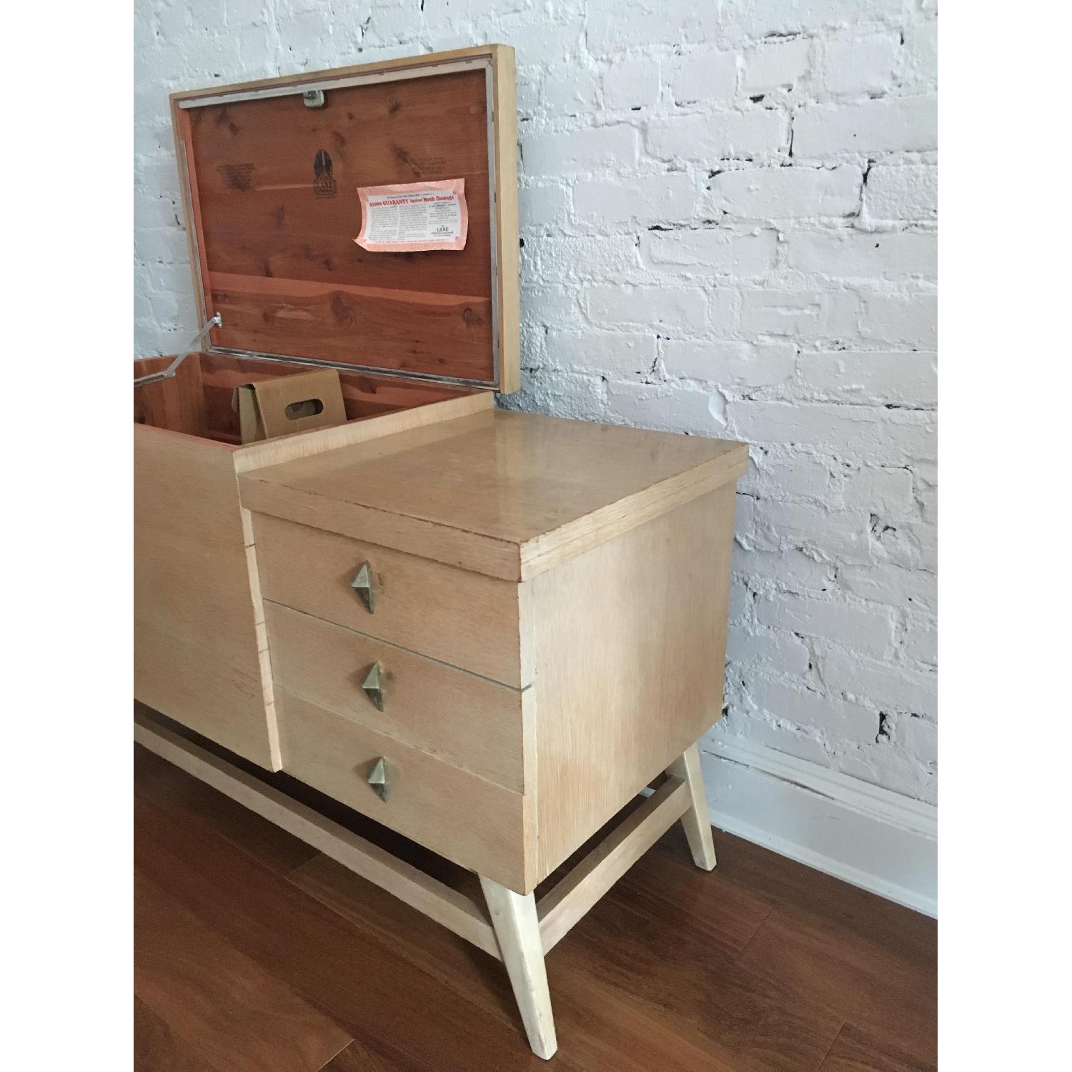 Lane 1955 Cedar Chest - image-2