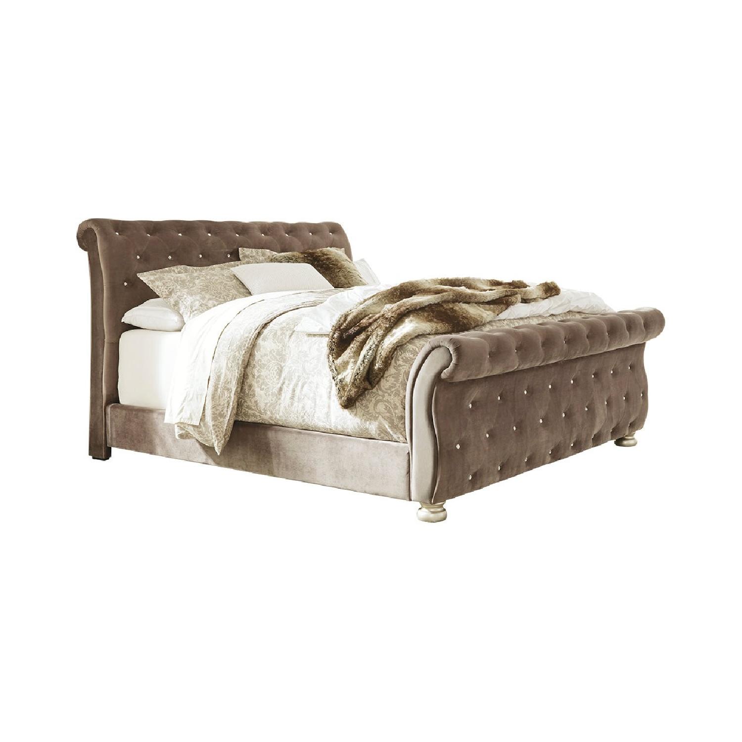 Ashley Cassimore Queen Upholstered Bed - image-0