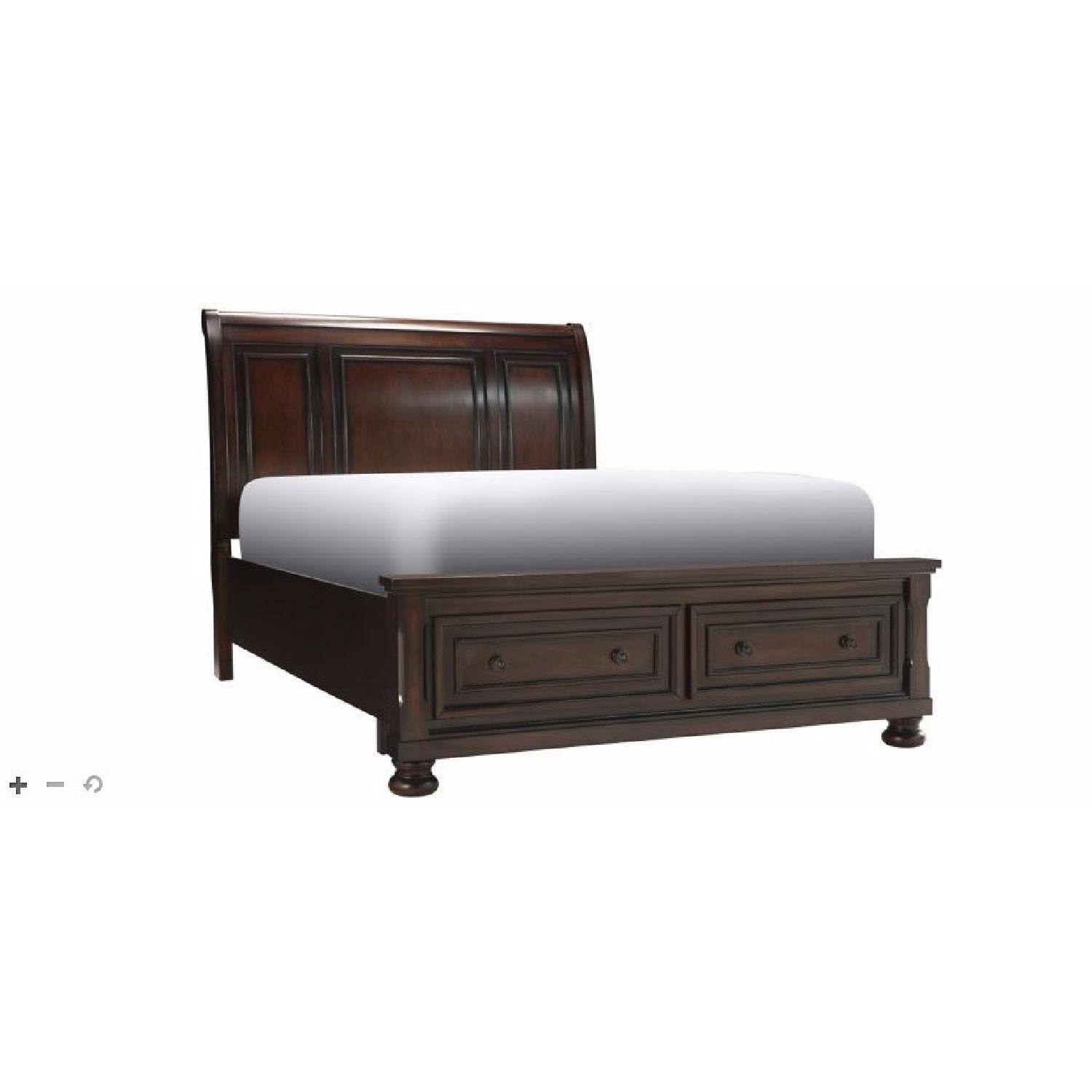 Raymour & Flanigan Donegan King Size 6 Piece Bedroom Set - image-5