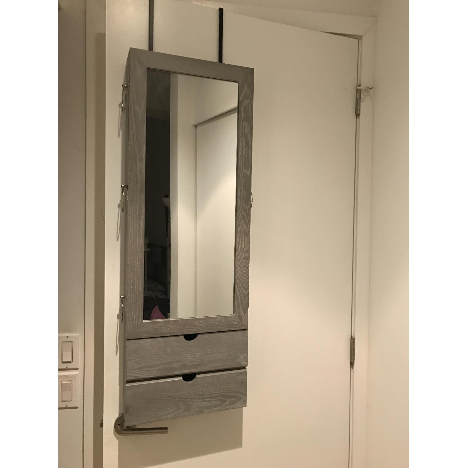 Kohl's Over-The-Door Mirrored Jewelry Cabinet - image-7