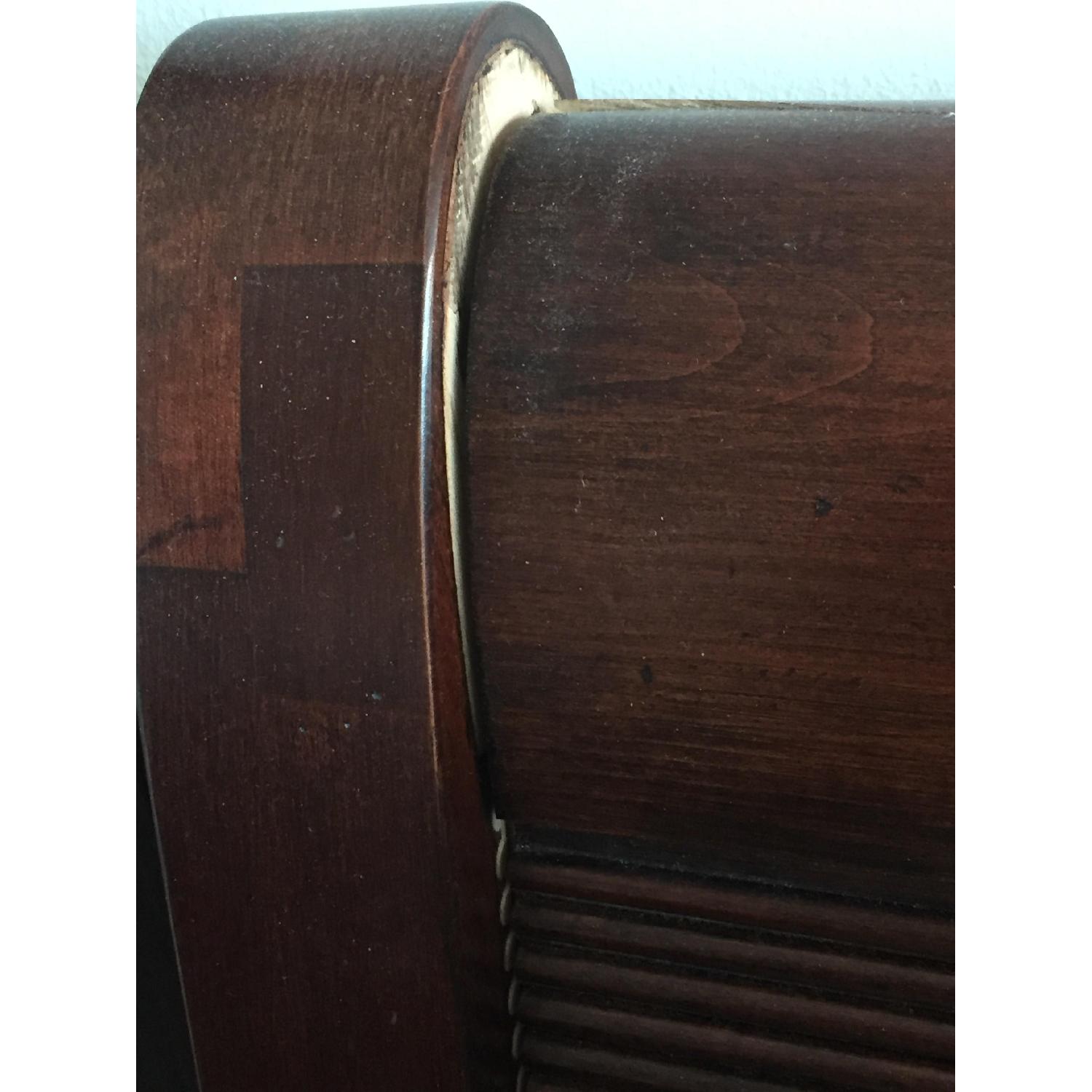 Ethan Allen Queen Size Sleigh Bed Frame - image-5
