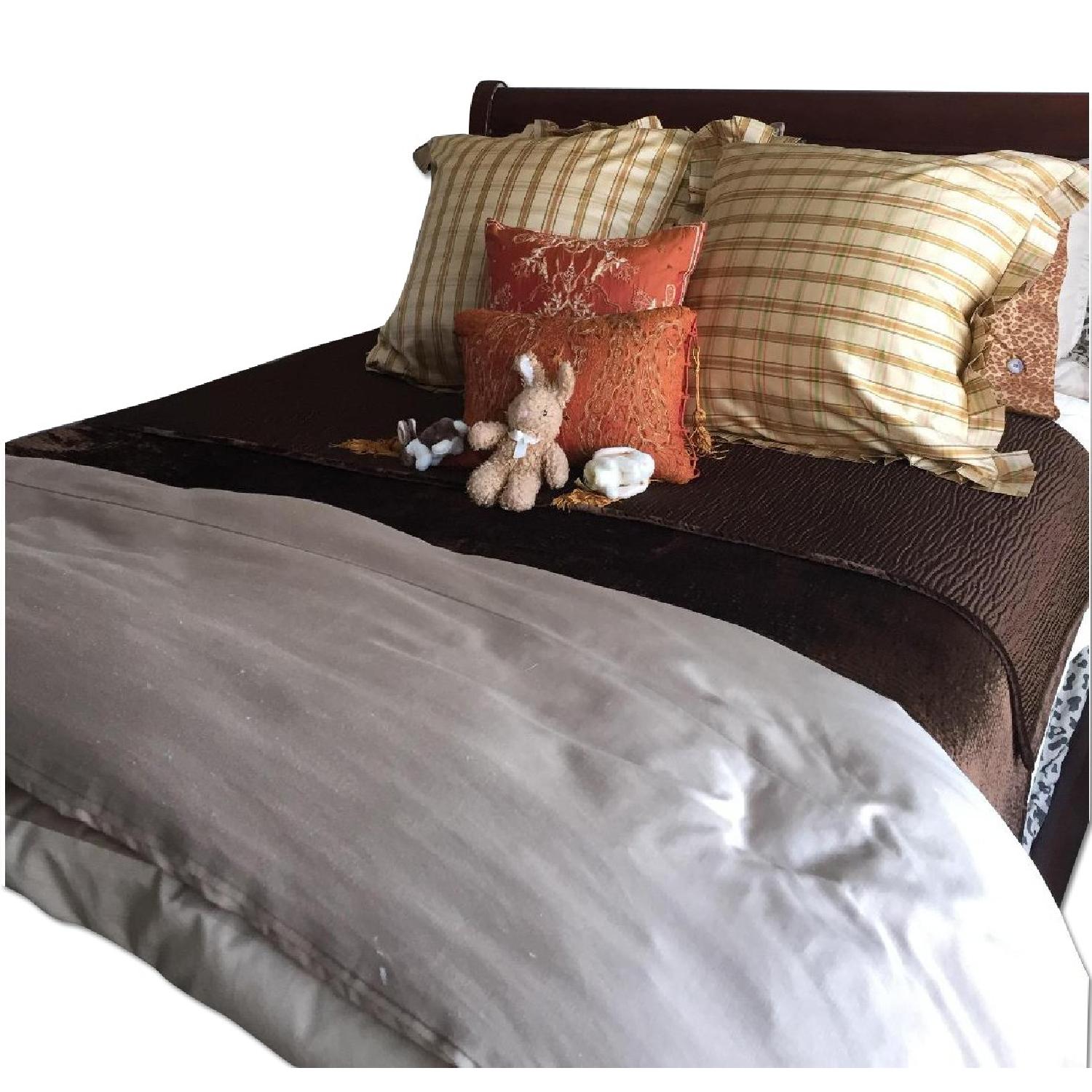 Ethan Allen Queen Size Sleigh Bed Frame - image-0