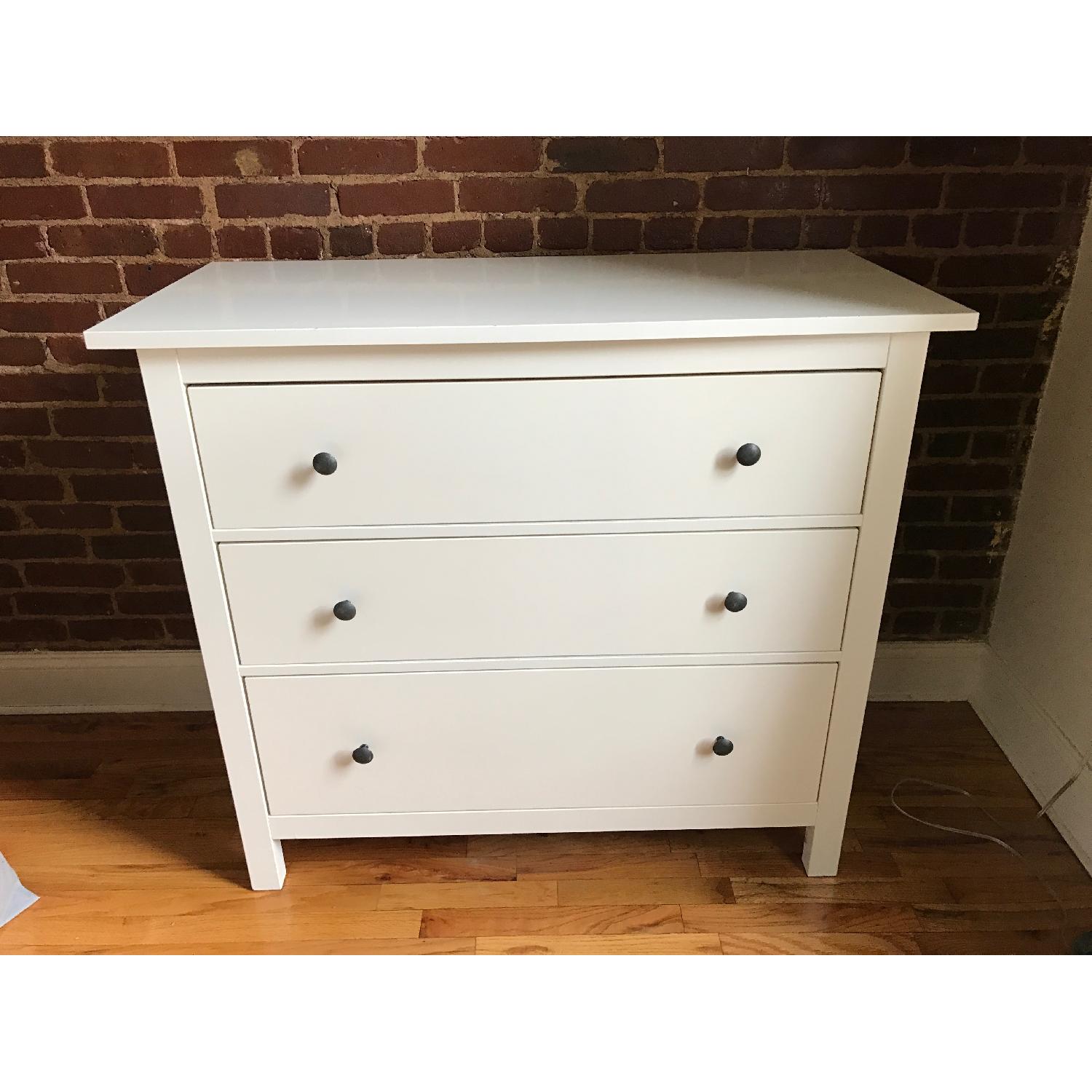 Ikea Hemnes 3 Drawer Dresser - image-2