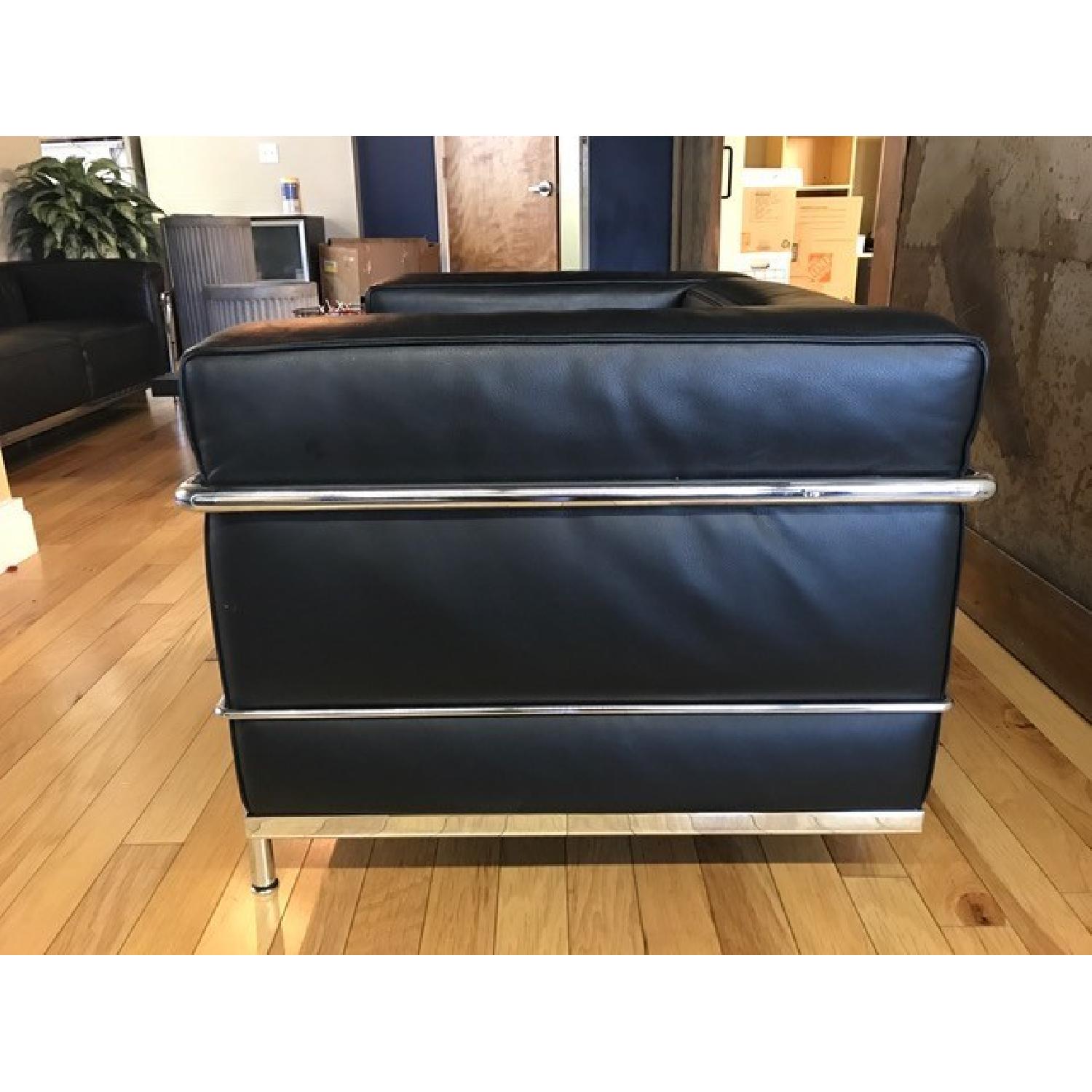 Cassina Le Corbusier LC3 Armchair - image-3