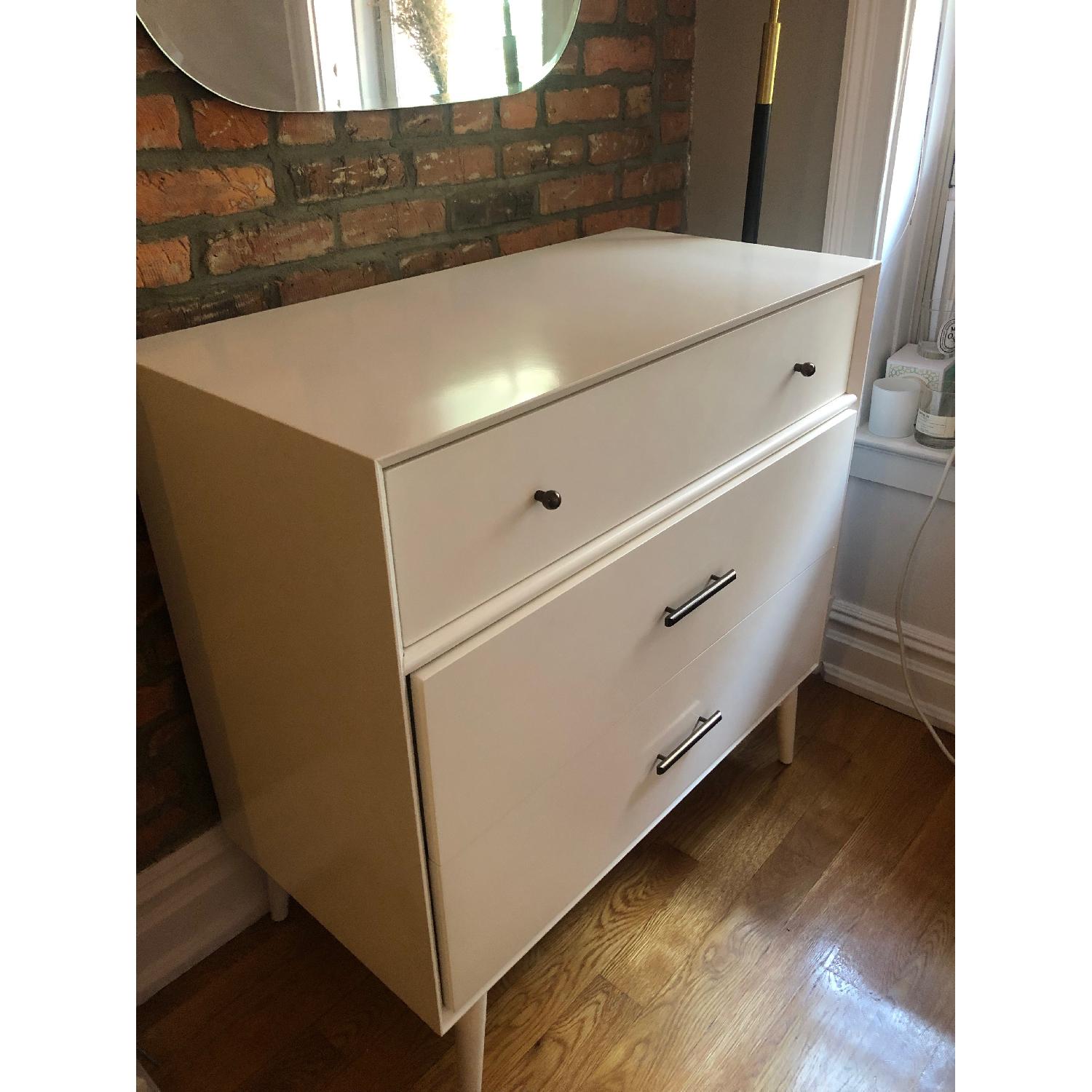 West Elm Mid Century 3 Drawer Dresser Aptdeco