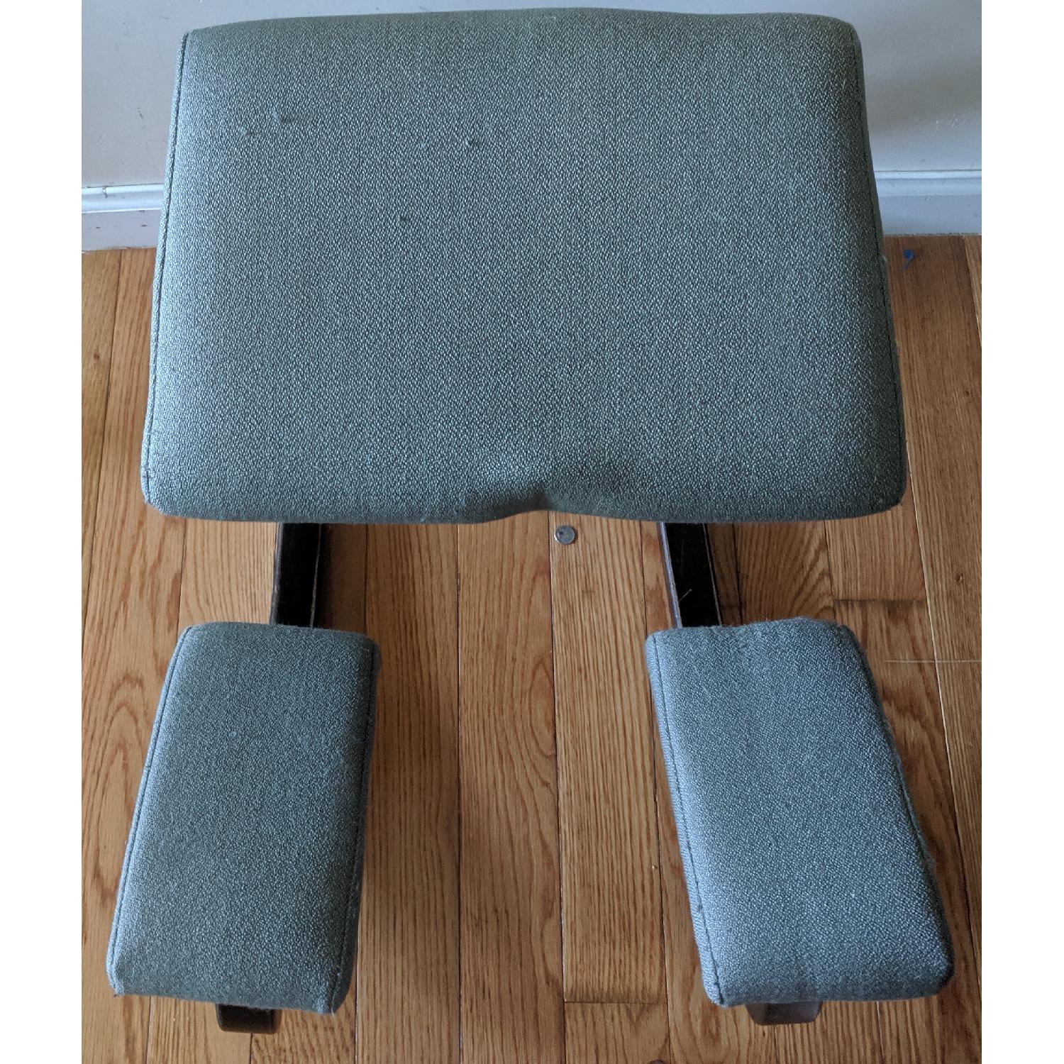 Varier Balans Kneeling Chair AptDeco