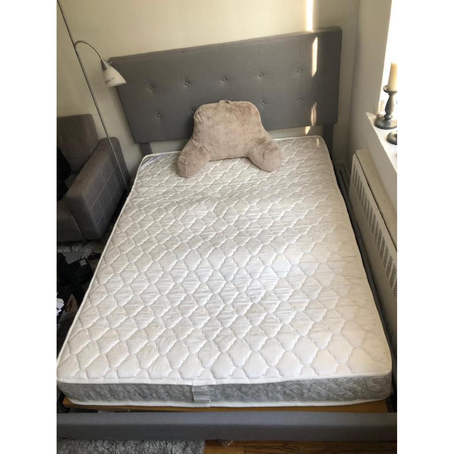 Andover Mills Kaniel Button Tufted Upholstered Platform Bed - image-2