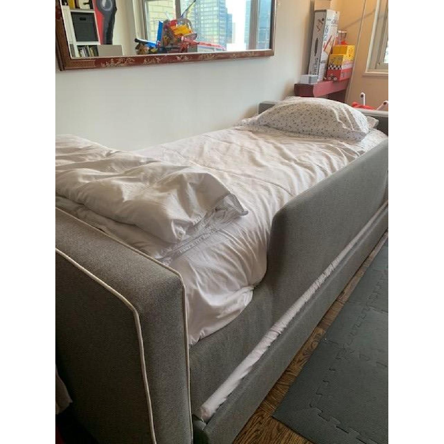 Monte Design Dorma Bed w/ Matching Trundle & 2 Guard Rails AptDeco