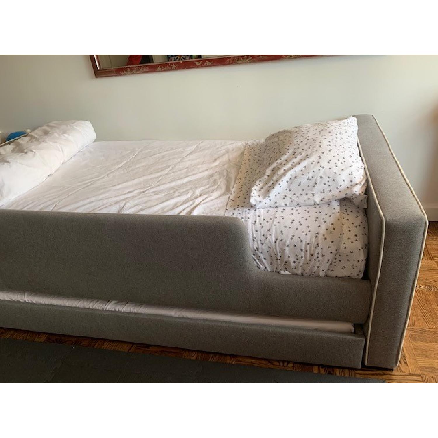 Monte Design Dorma Bed w/ Matching Trundle & 2 Guard Rails AptDeco