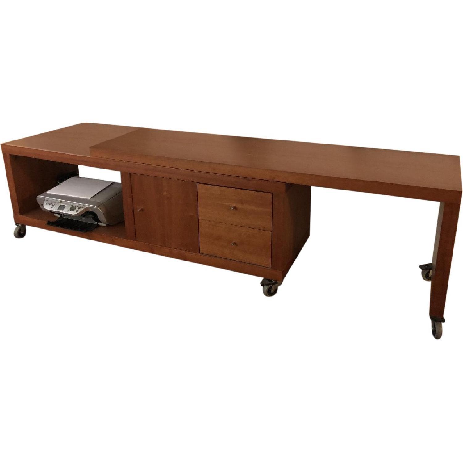 Expandable TV Stand/Media AptDeco