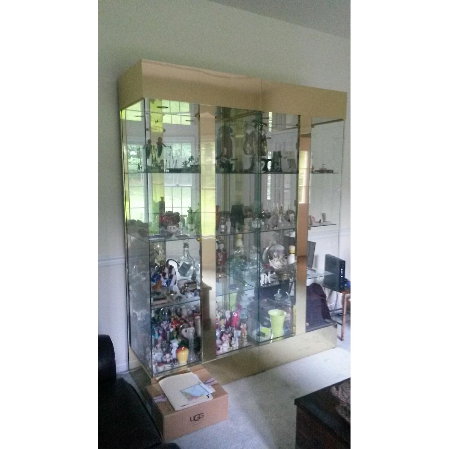 Lighted Glass Display Case w/ 4 Shelves - image-0
