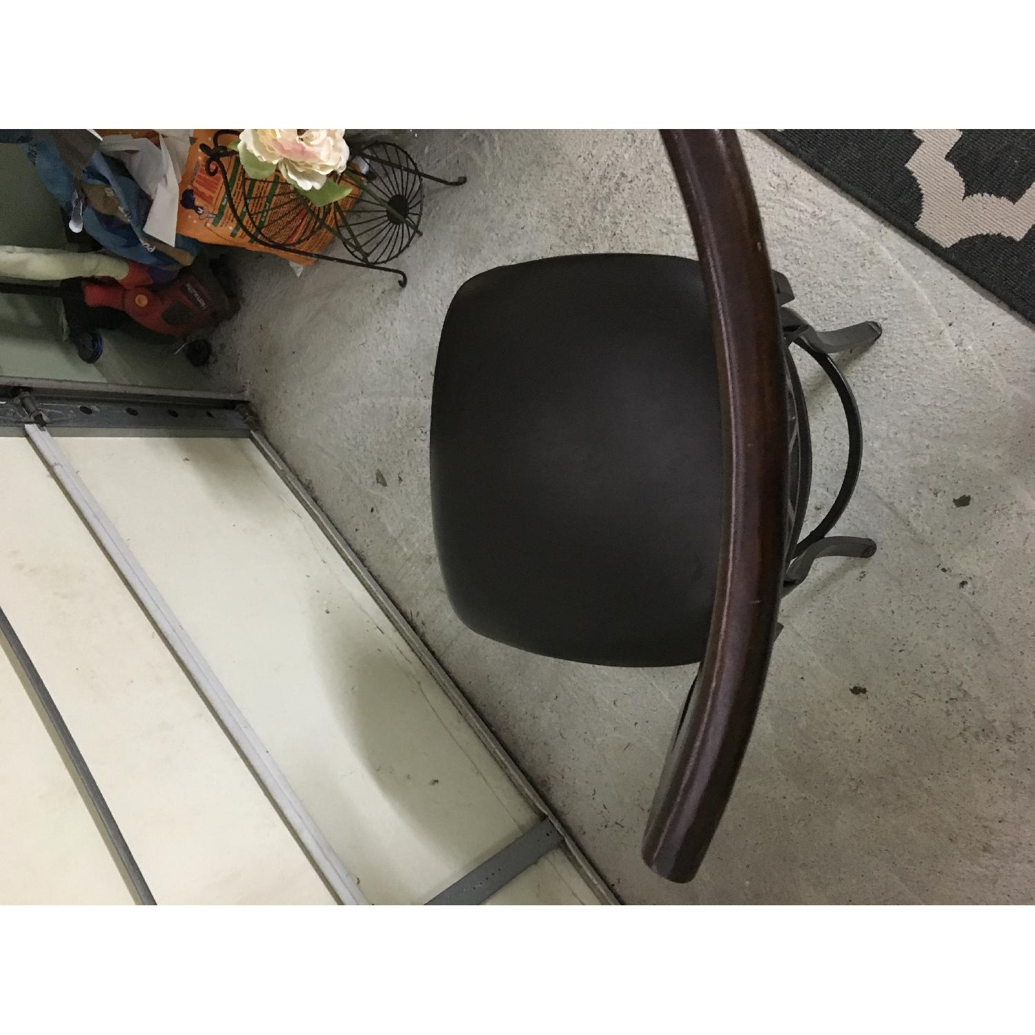 Raymour & Flanigan Tall Kitchen Bar Chairs AptDeco