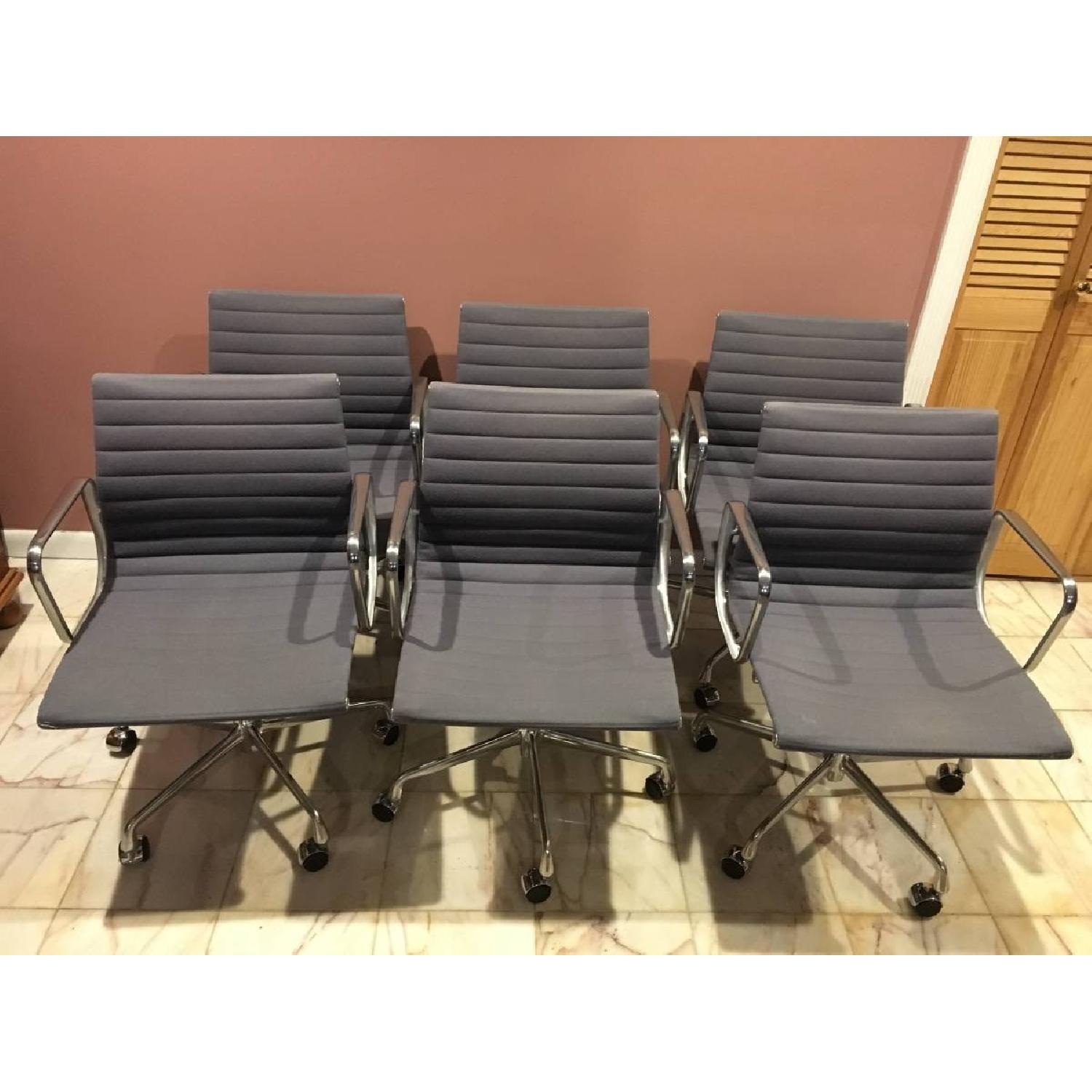 Herman Miller Aluminum Group Chair - image-2