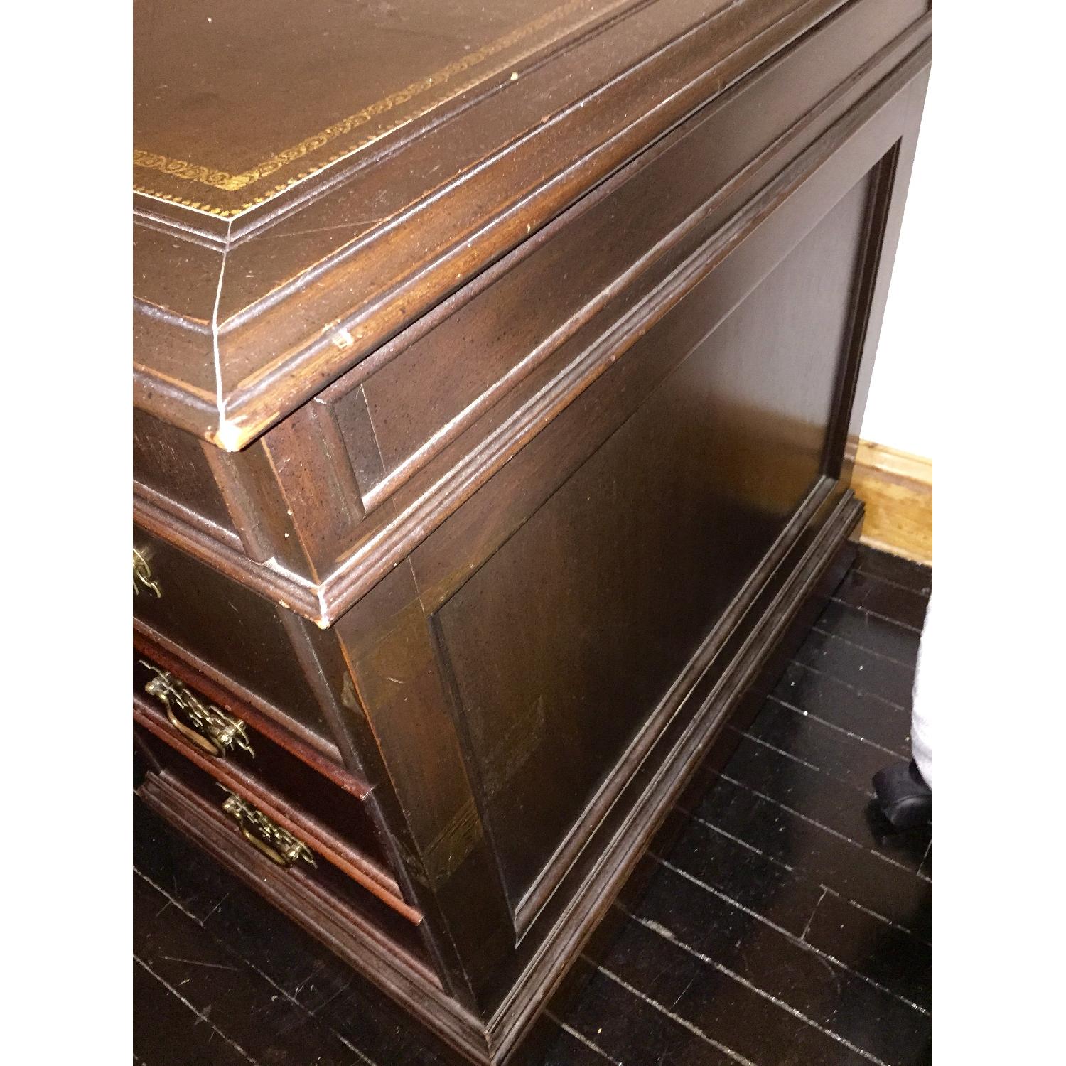 Sligh Executive Desk w/ Leather Bound Top Gold Leaf - image-4