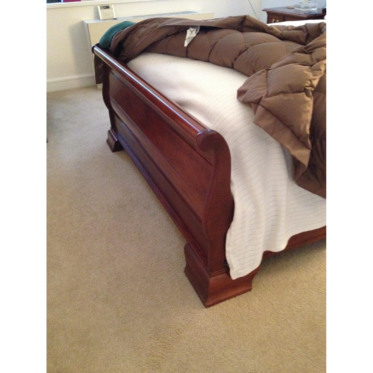 Stickley 4 Piece Queen Bedroom Set - image-2