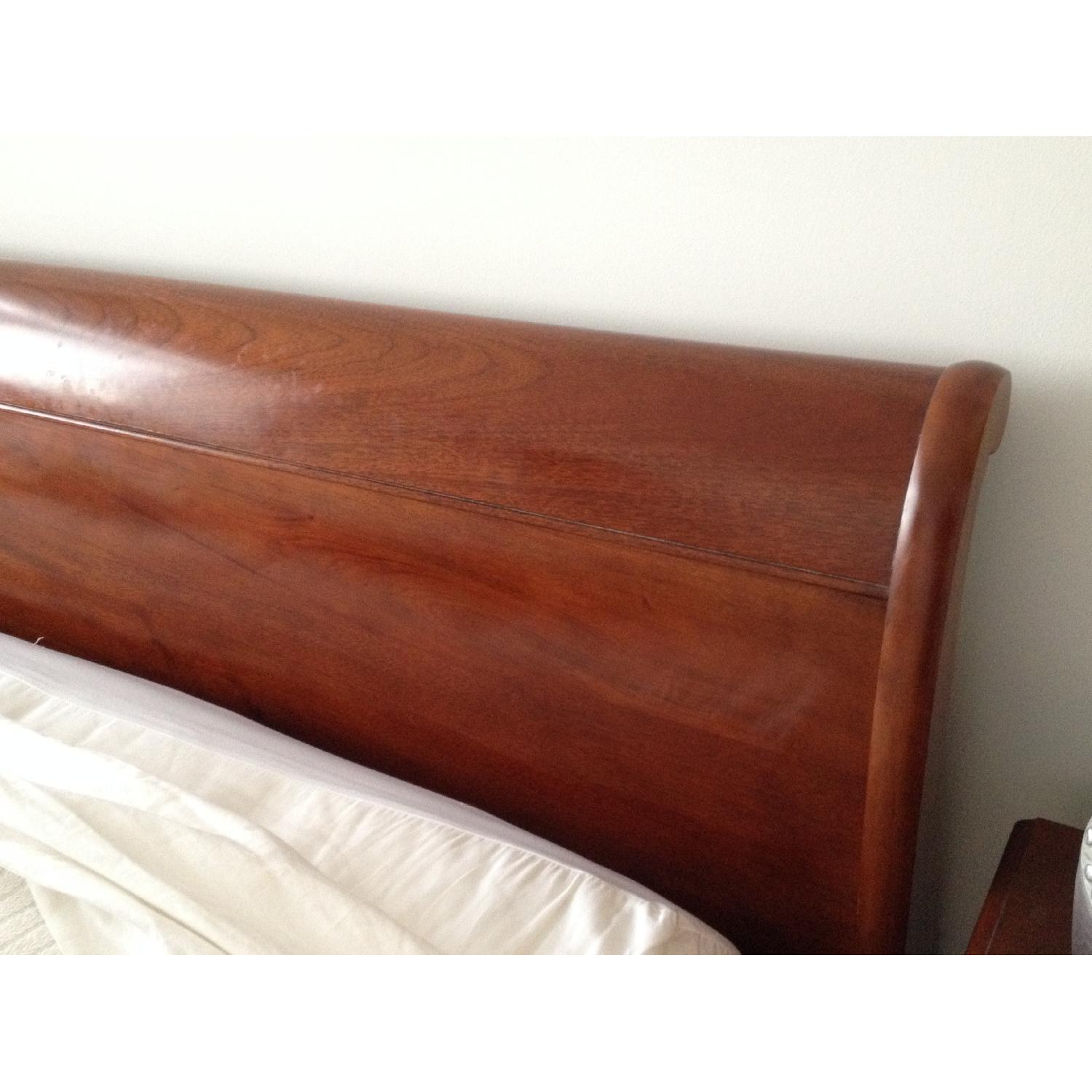 Stickley 4 Piece Queen Bedroom Set - image-4