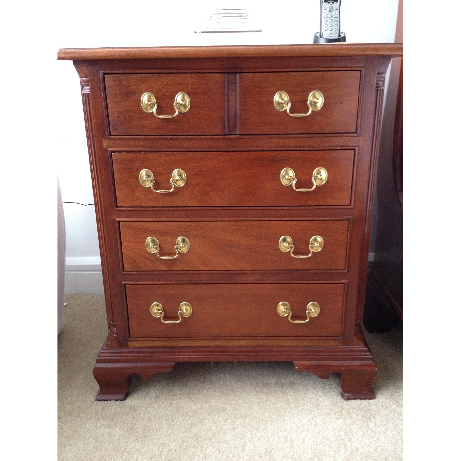 Stickley 4 Piece Queen Bedroom Set - image-9