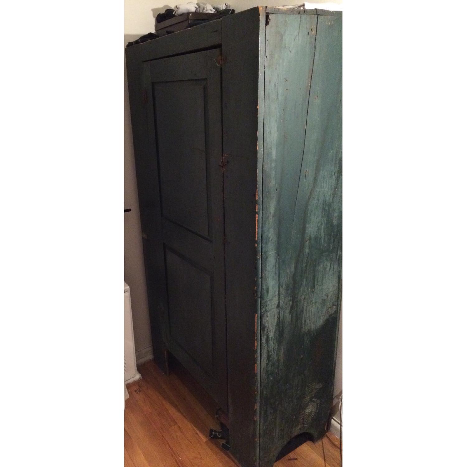 Vintage Antique Americana Armoire/Cupboard - image-1