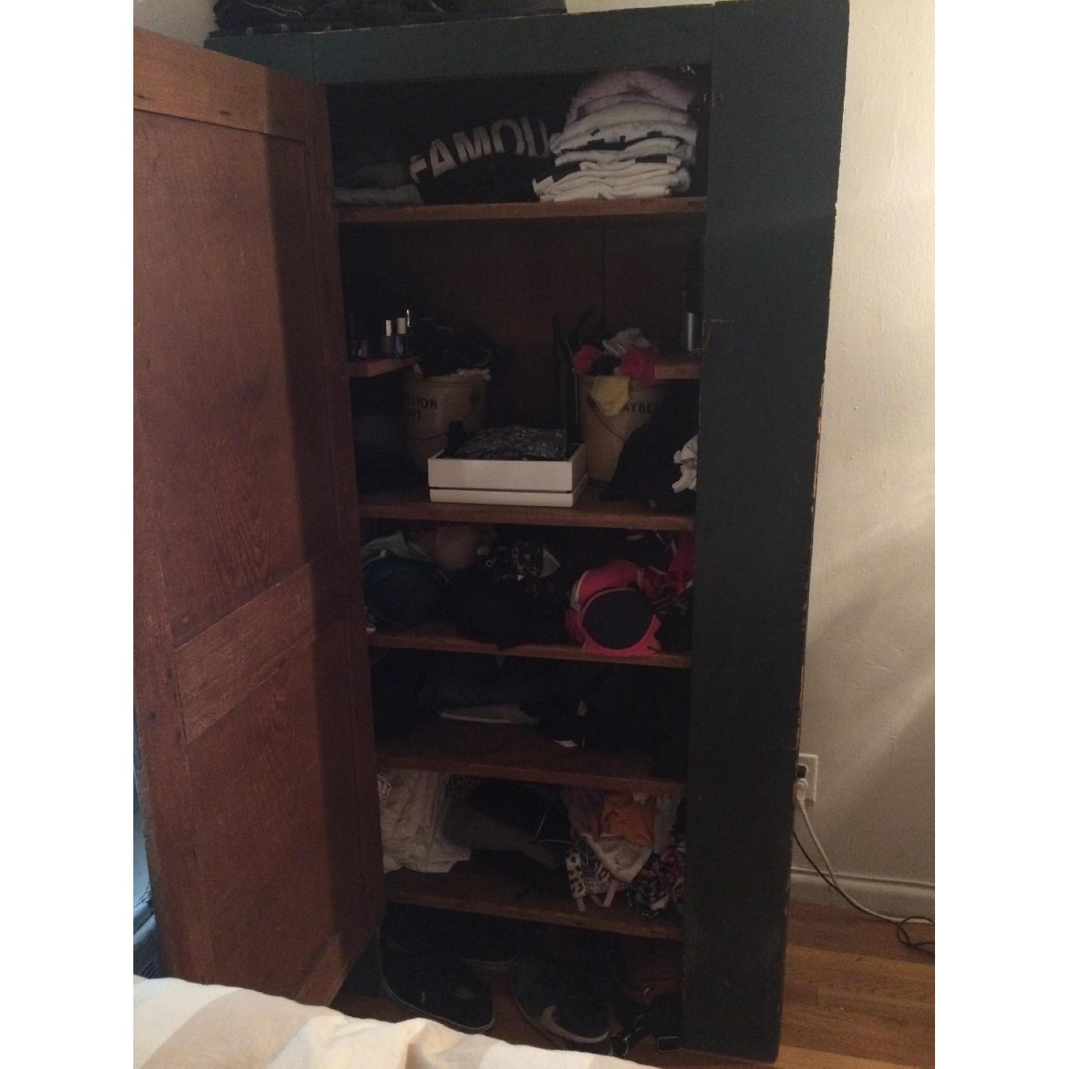 Vintage Antique Americana Armoire/Cupboard - image-5