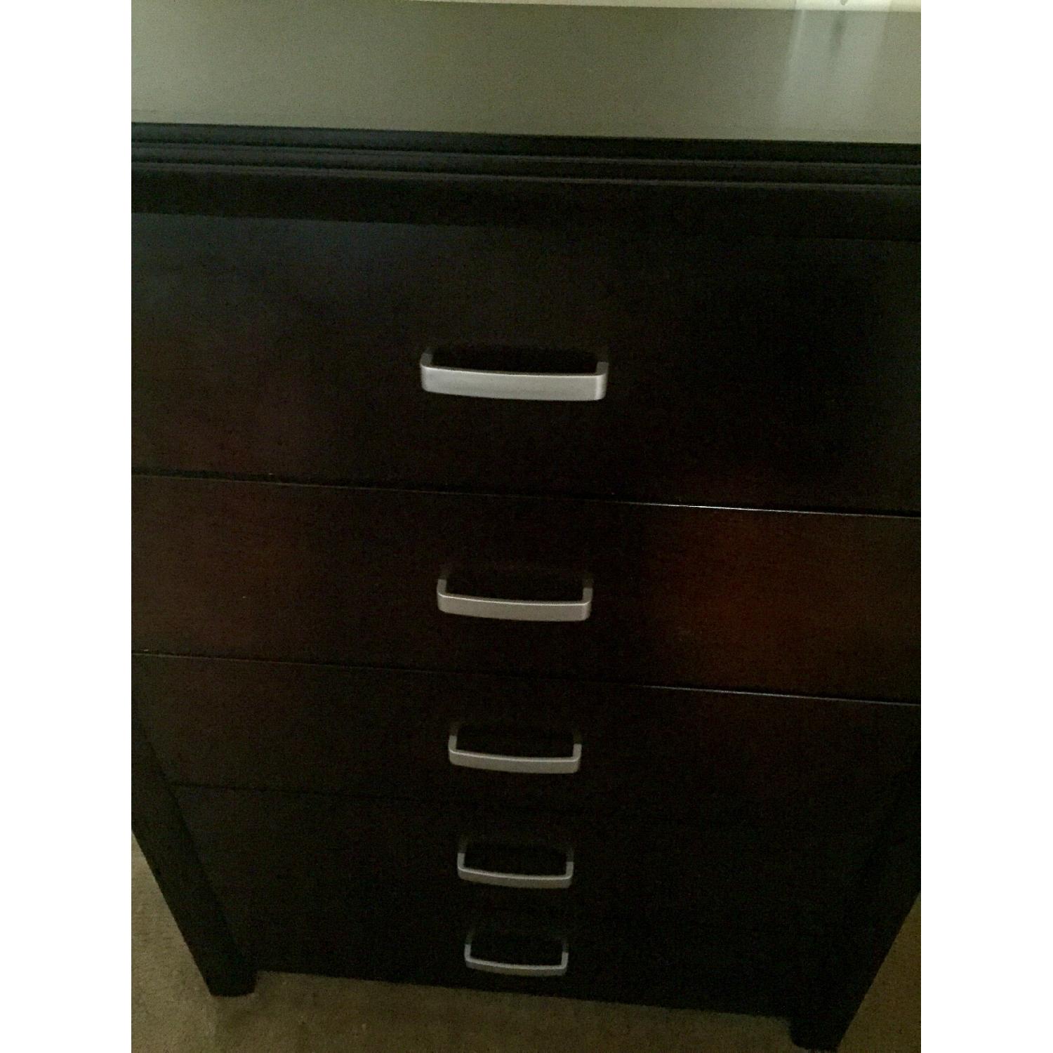 Coaster Fine Furniture Andreas 5 Drawer Chest in Cappuccino Brown - image-6