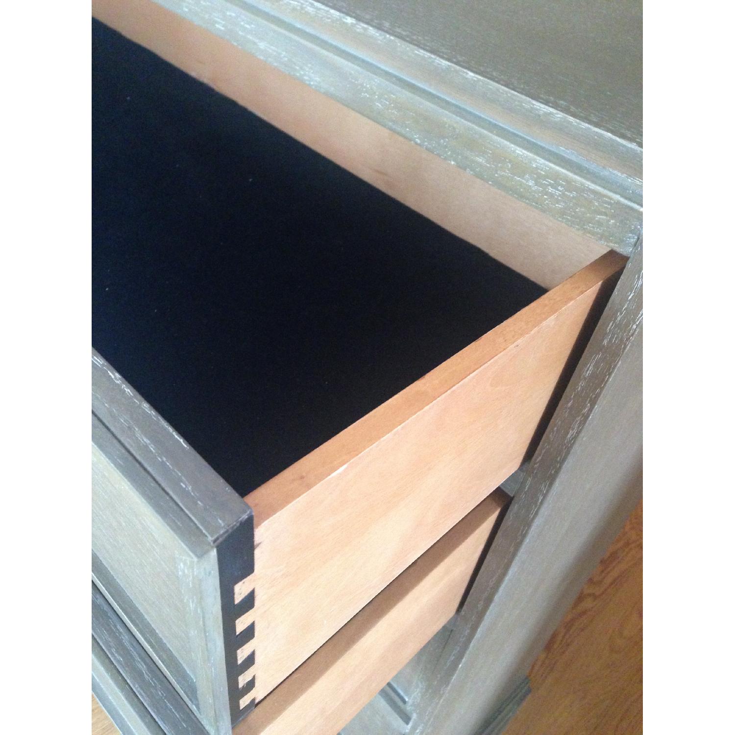 Broyhill 5 Drawers Dresser - image-5