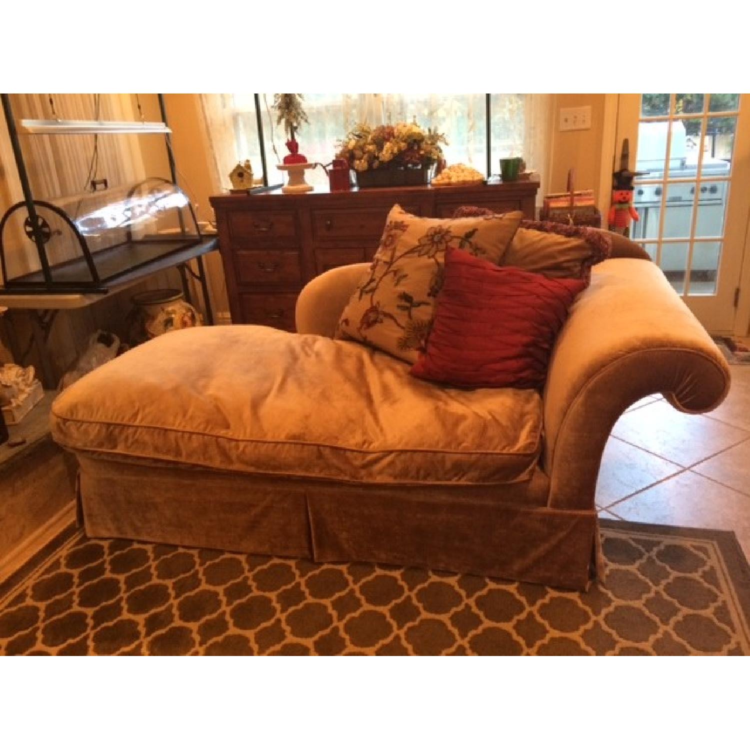 E.J. Victor Cut Velvet Fainting Sofa / Chaise - image-1