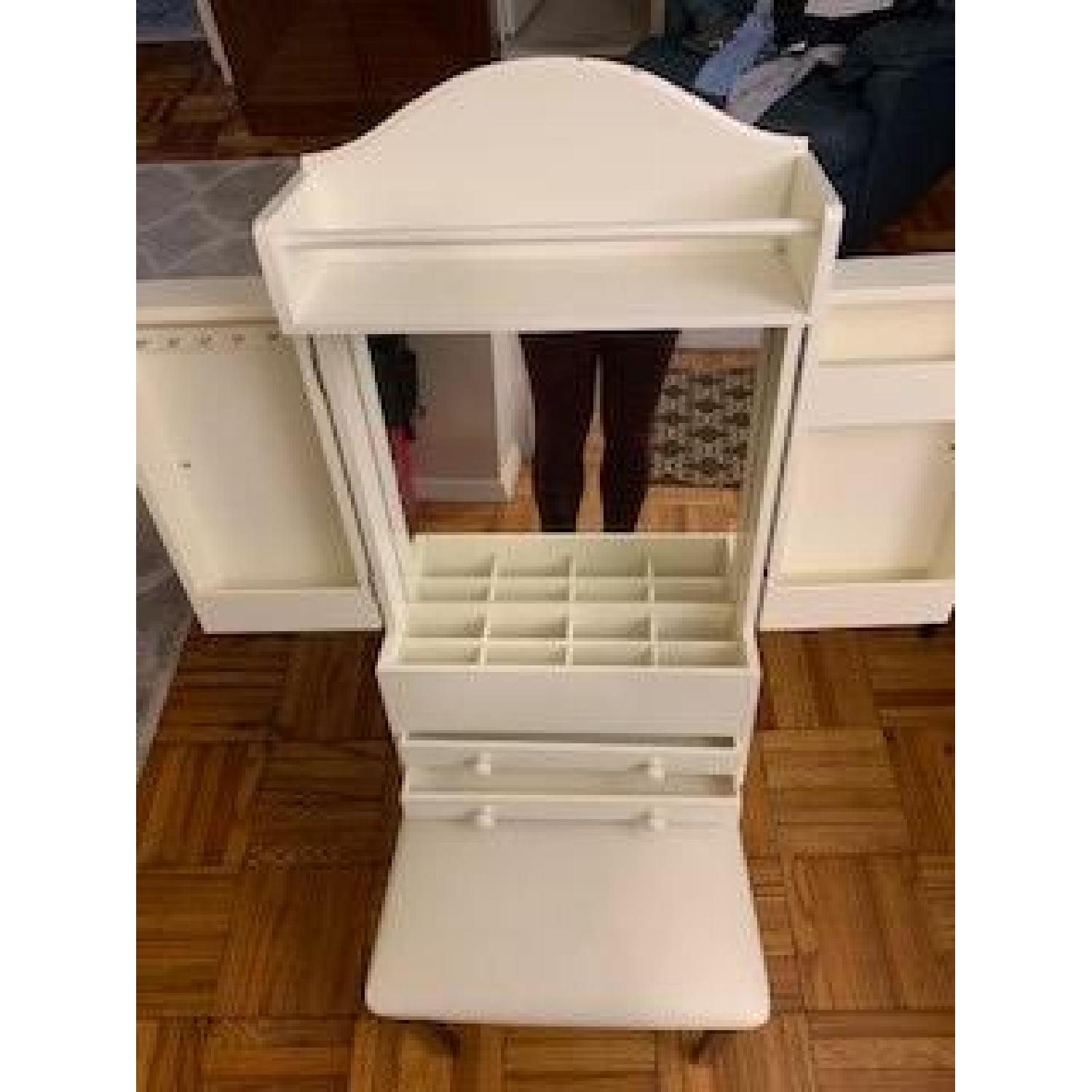 Hanging Jewelry Case w/ Mirror & Storage AptDeco