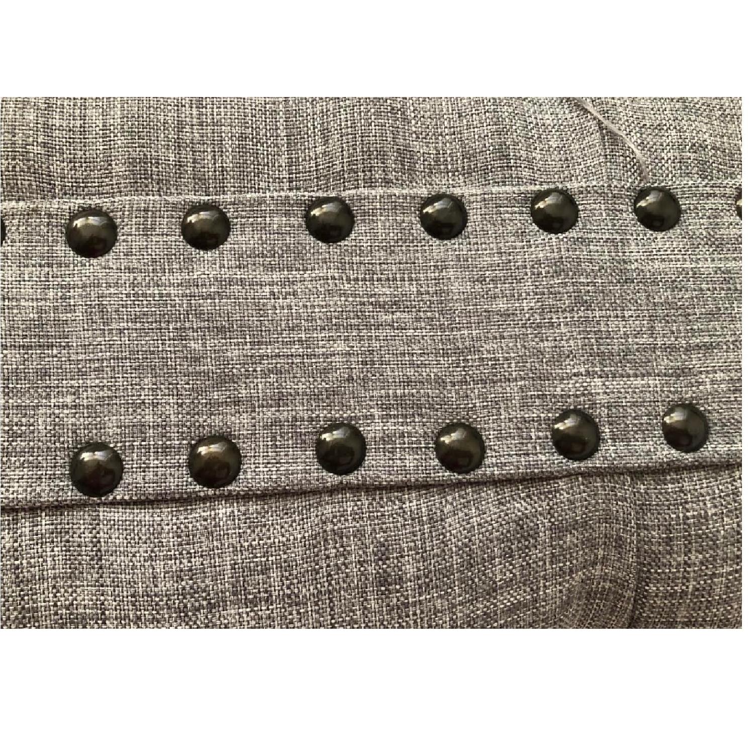 Knightsbridge Twin Tufted Nailhead Daybed w. Trundle - image-2