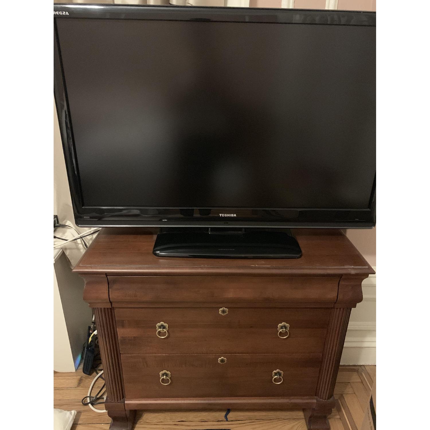 Ethan Allen Daryn Chest - image-1