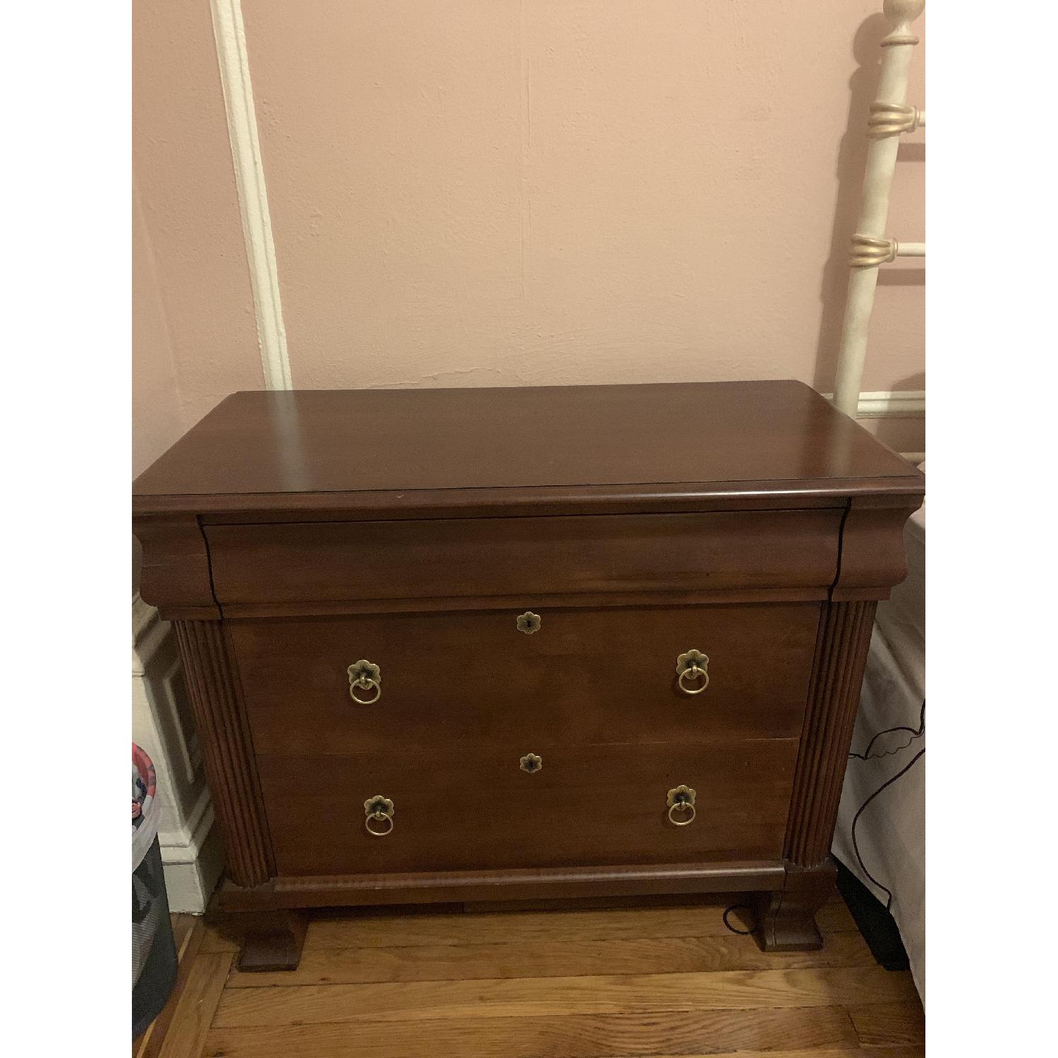 Ethan Allen Daryn Chest - image-2