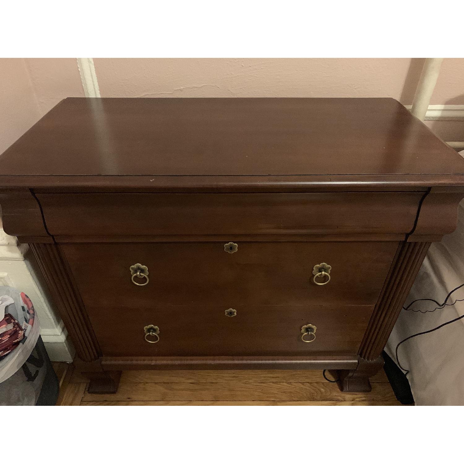 Ethan Allen Daryn Chest - image-3