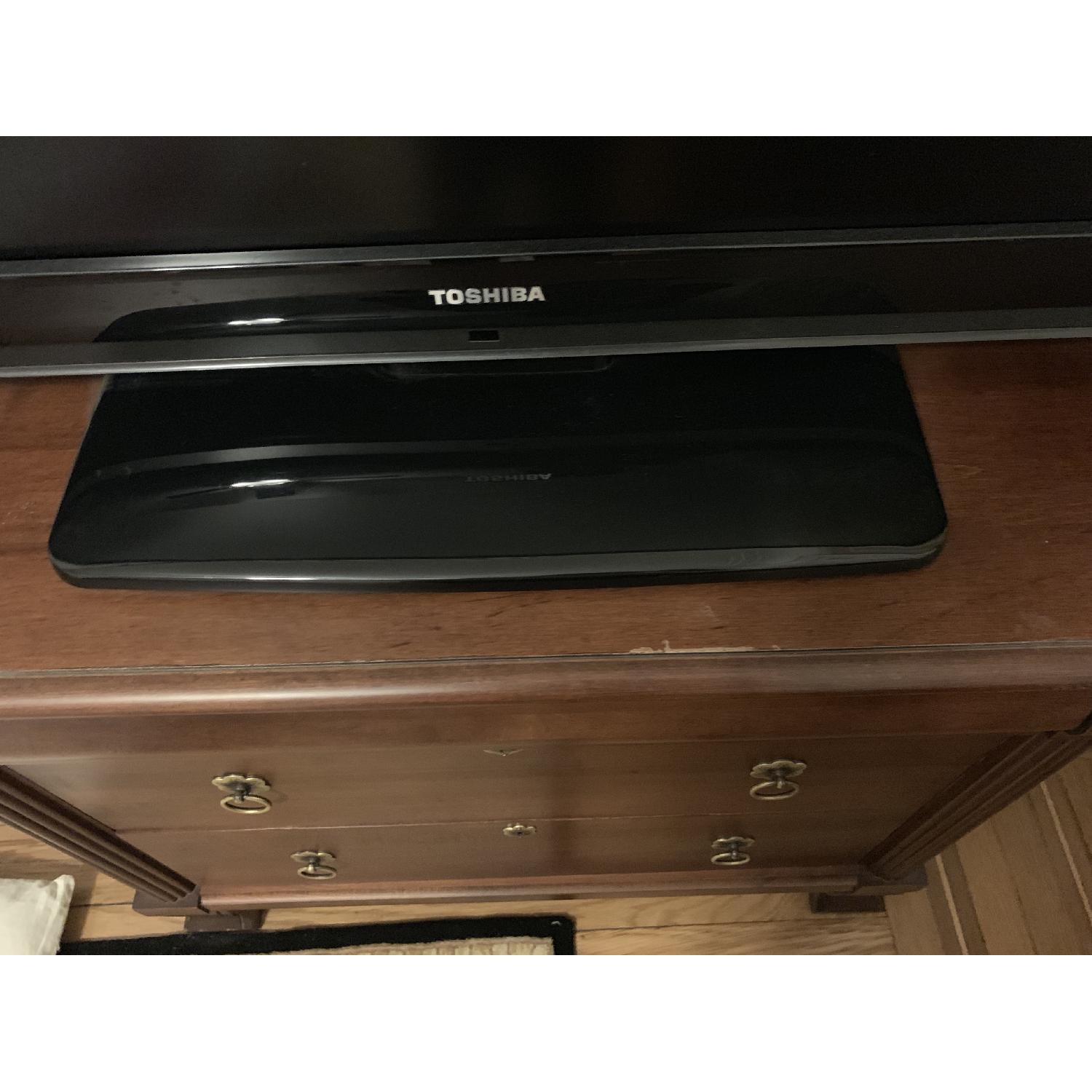 Ethan Allen Daryn Chest - image-5