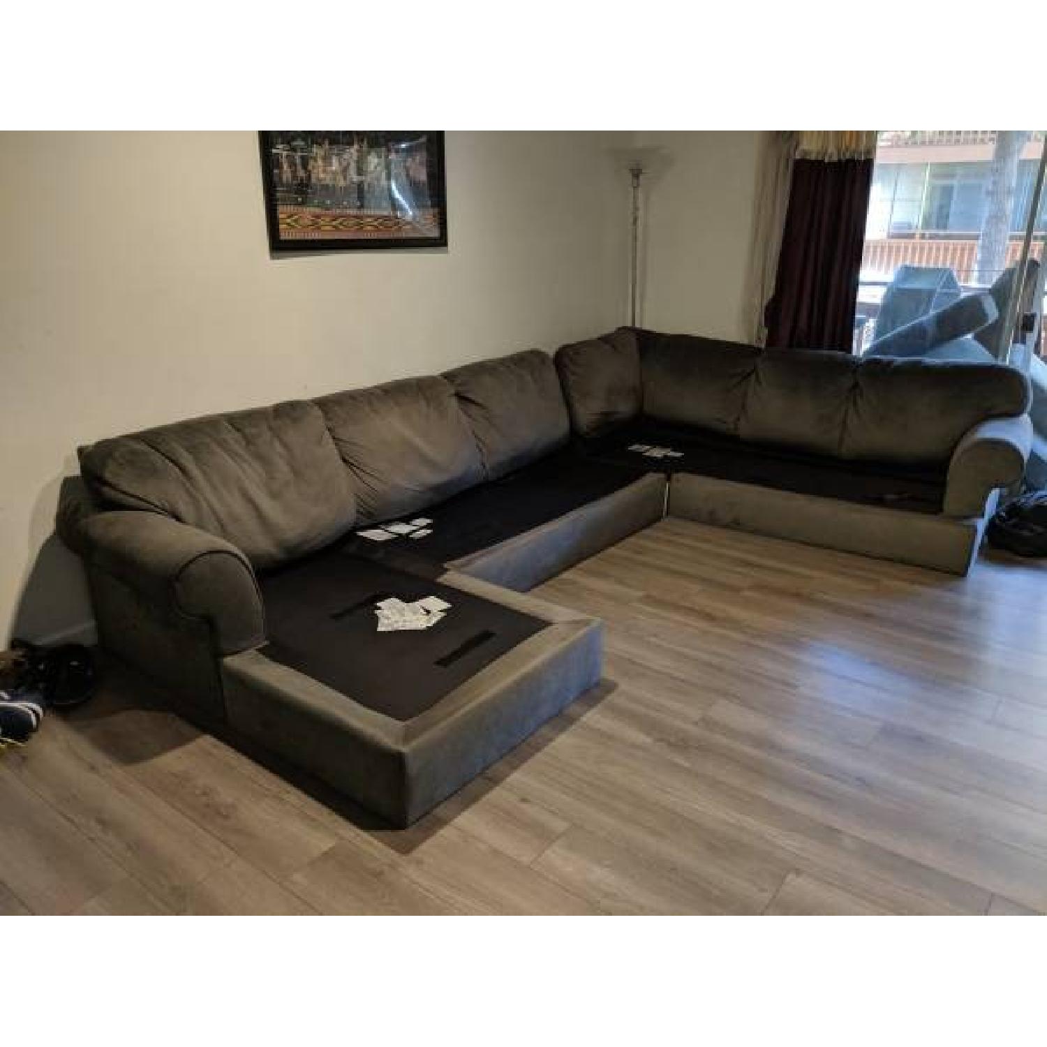 Ashley Jessa Place 3-Piece Sectional Sofa - image-3