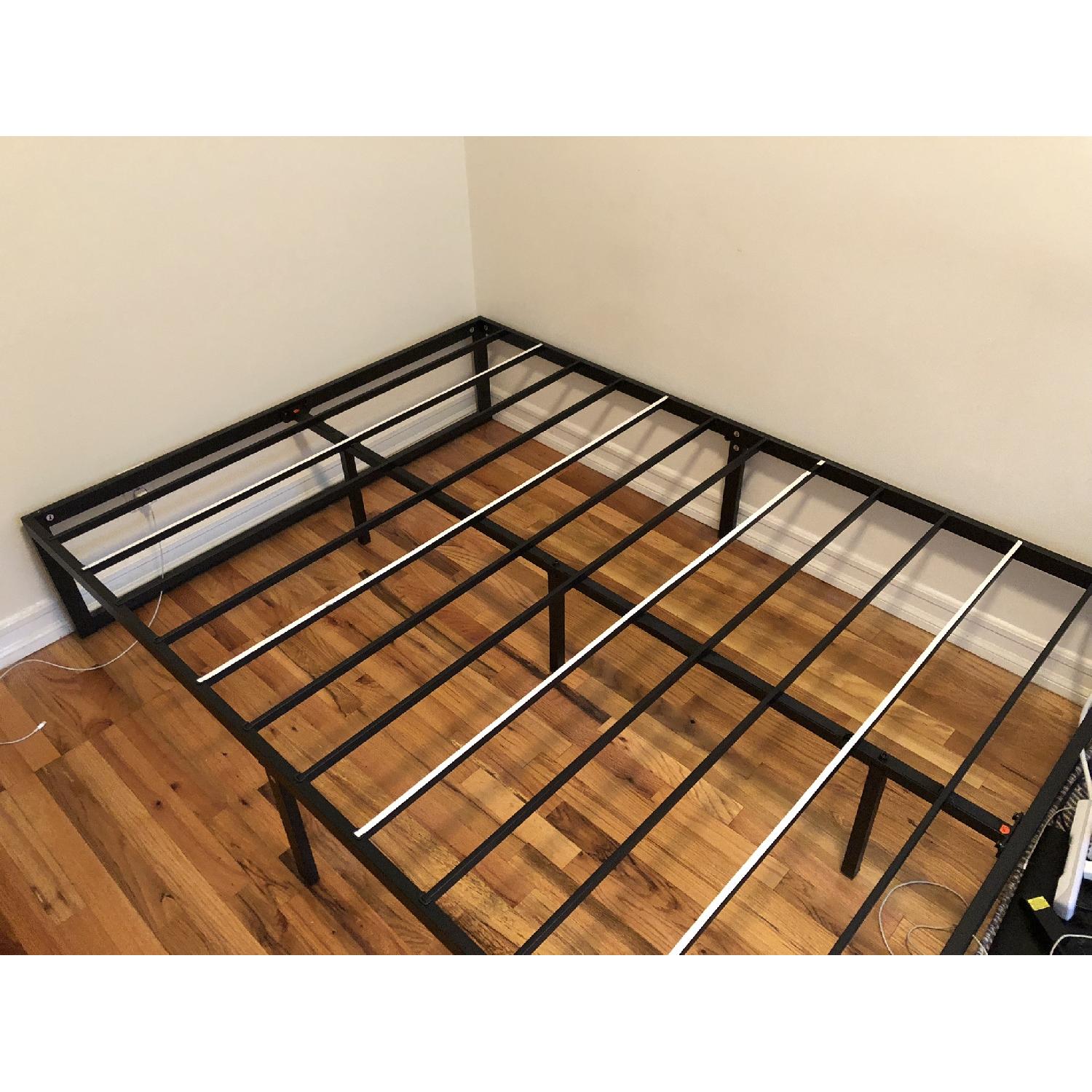 Zinus Abel Metal Platform Full Bed Frame - image-3