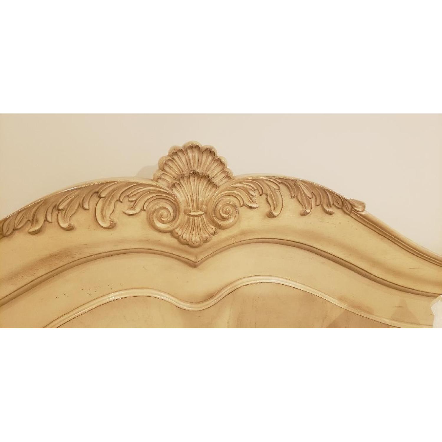 Thomasville King Size Bed - image-3