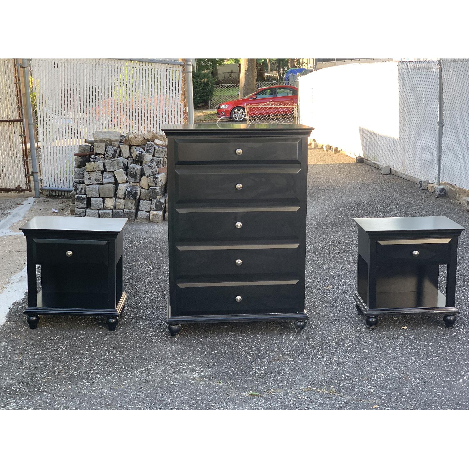 Ashley Furniture 5Drawer Dresser AptDeco