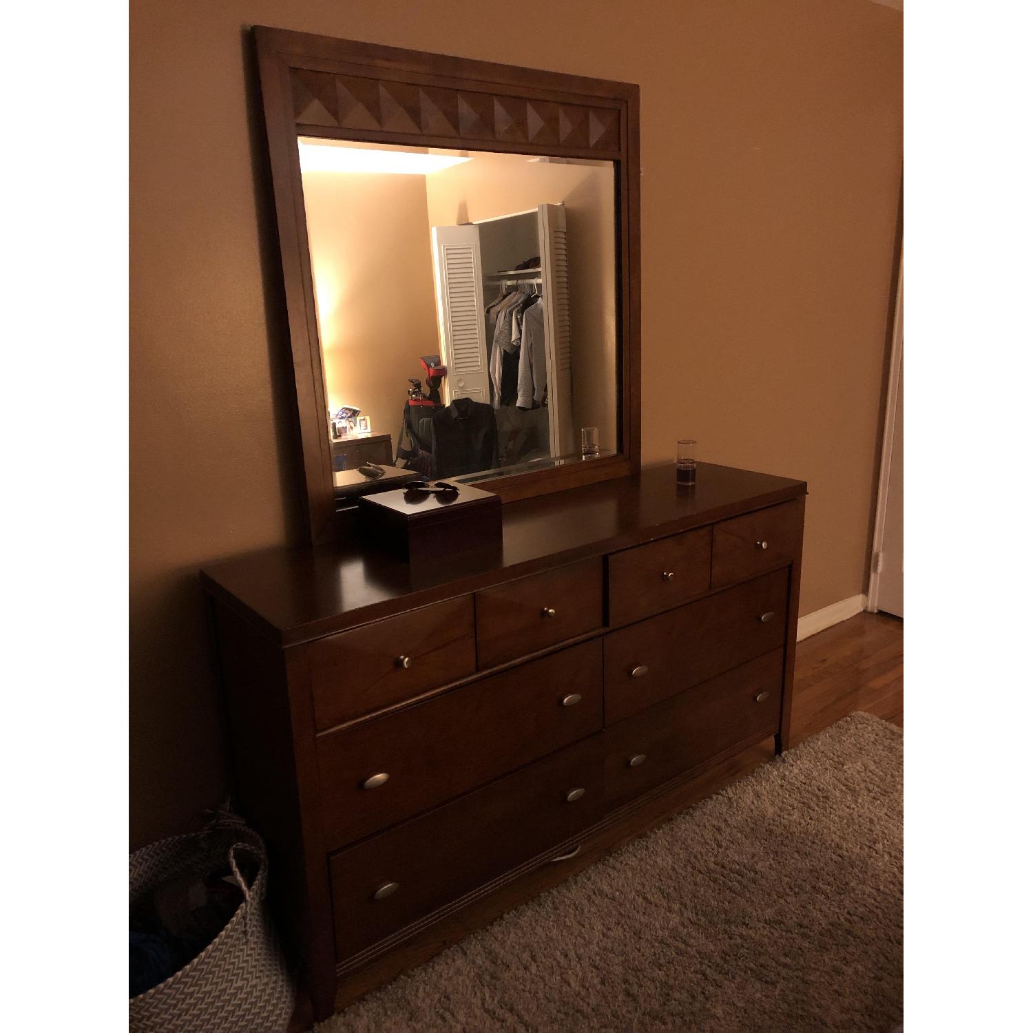 Raymour & Flanigan Shadow Dresser w/ Mirror - image-5