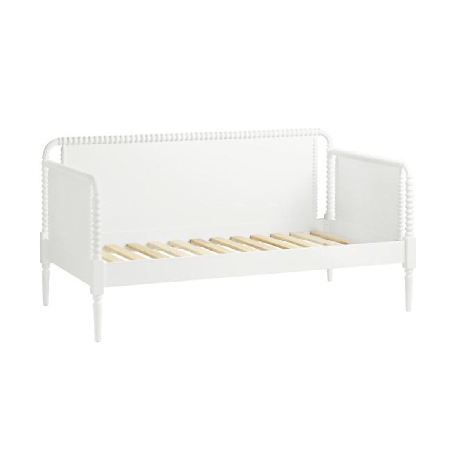 Land of Nod Jenny Lind Daybed AptDeco